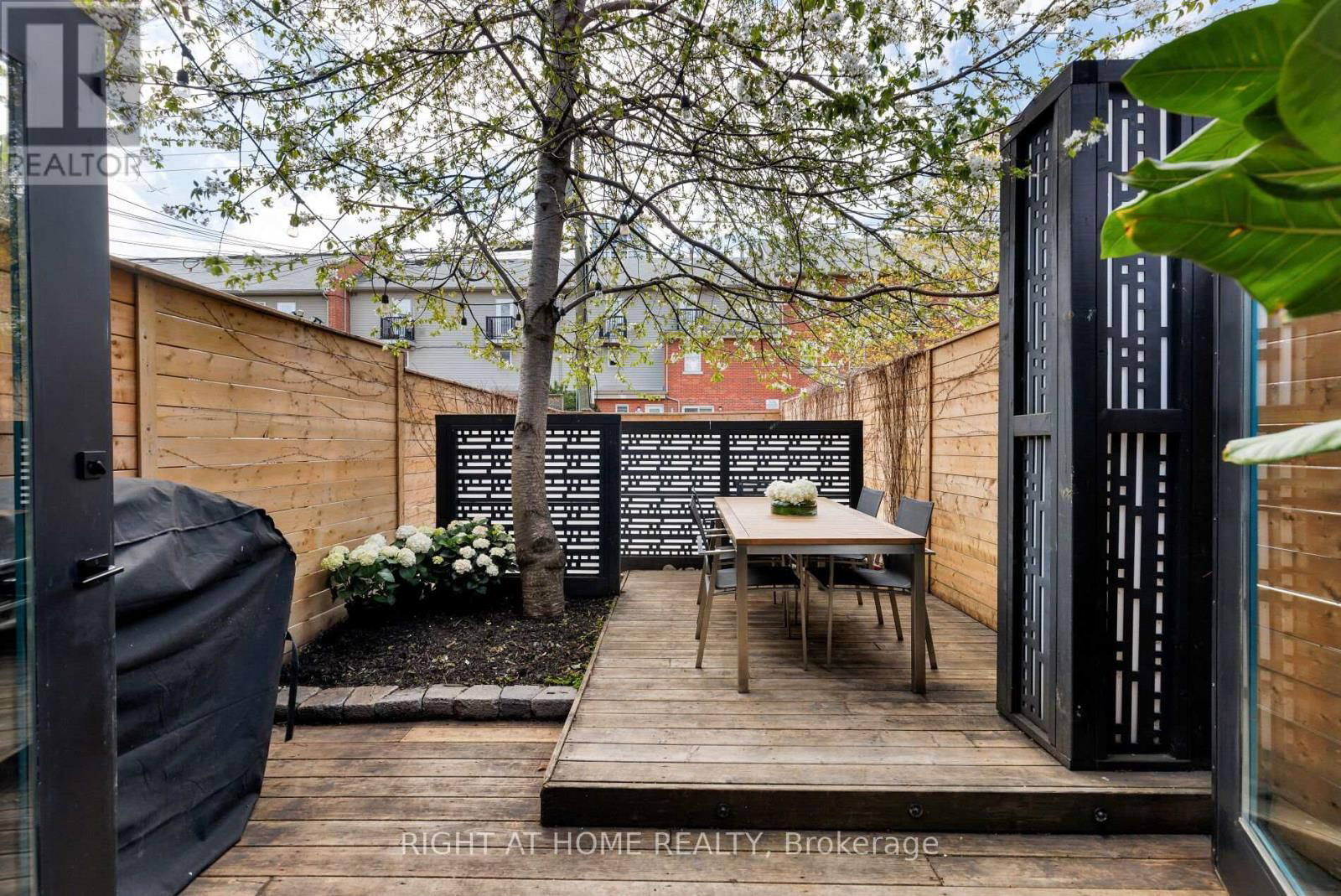 128 HAMILTON STREET Image 23