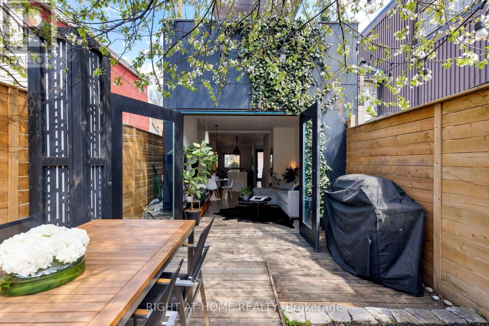 128 HAMILTON STREET Image 27
