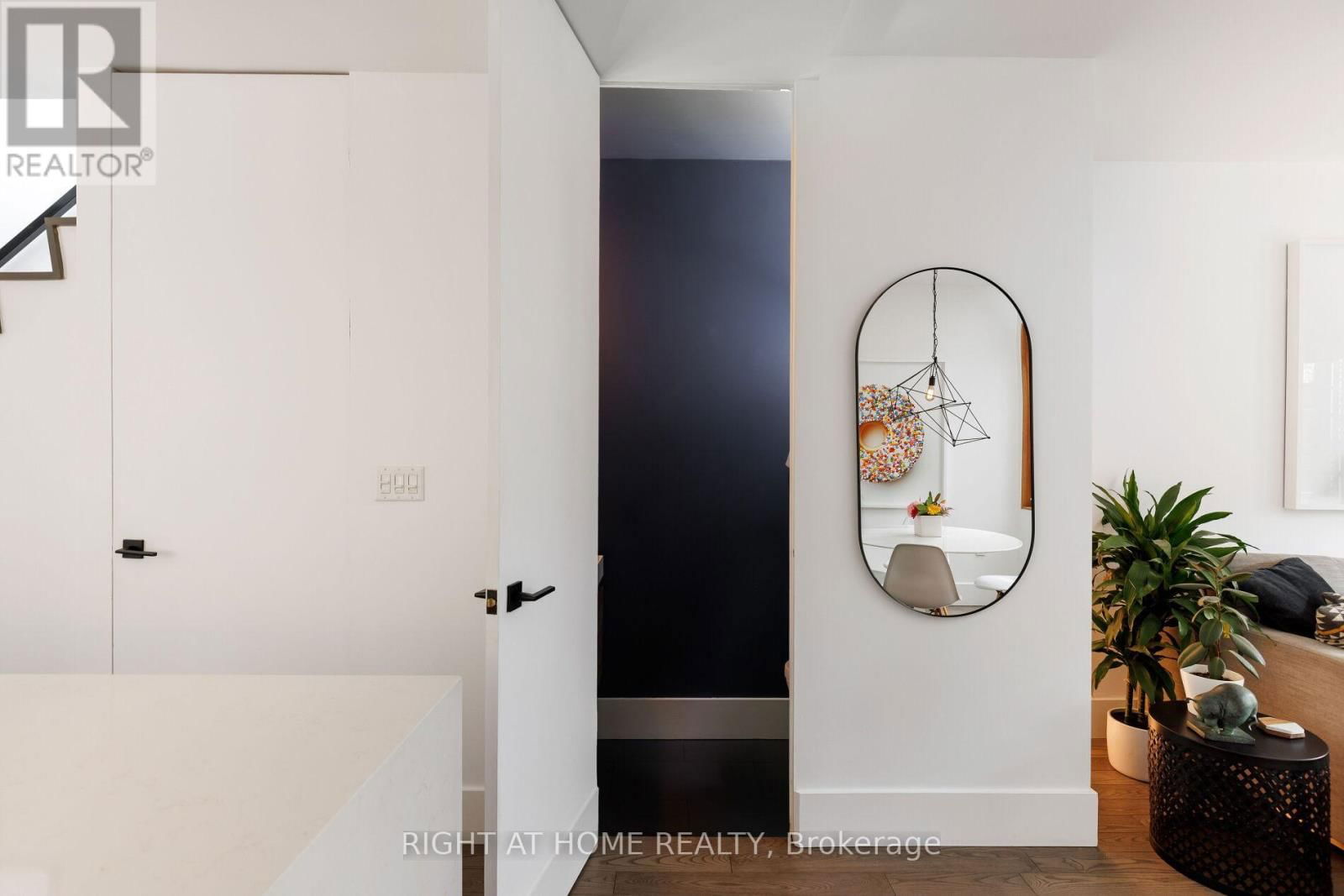 128 HAMILTON STREET Image 33