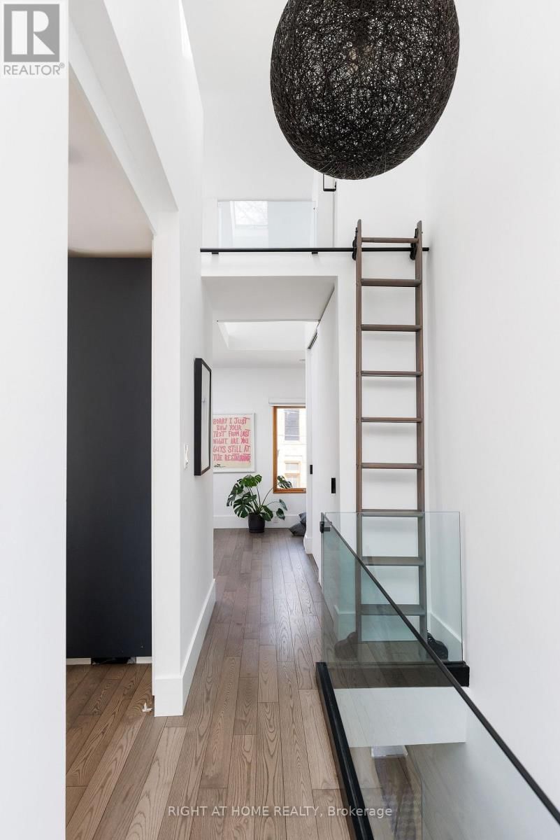 128 HAMILTON STREET Image 37