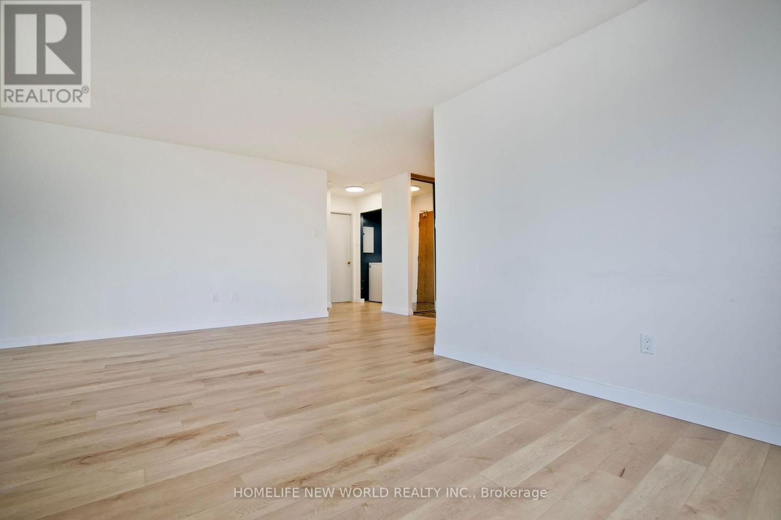 1609 - 330 ALTON TOWERS CIRCLE Image 8
