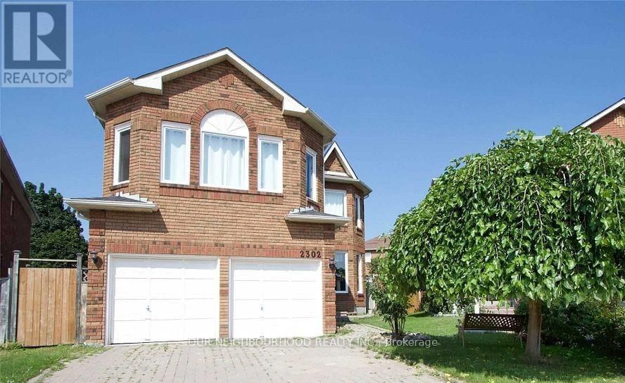 2302 WILDWOOD CRESCENT Image 1