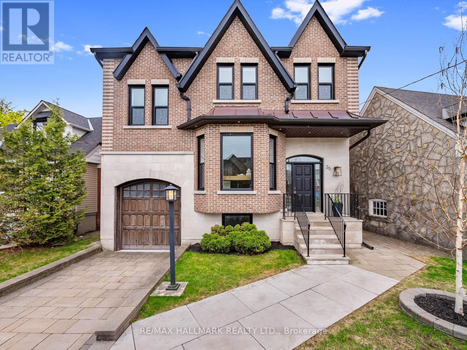 25 PARKLAND ROAD Image 1