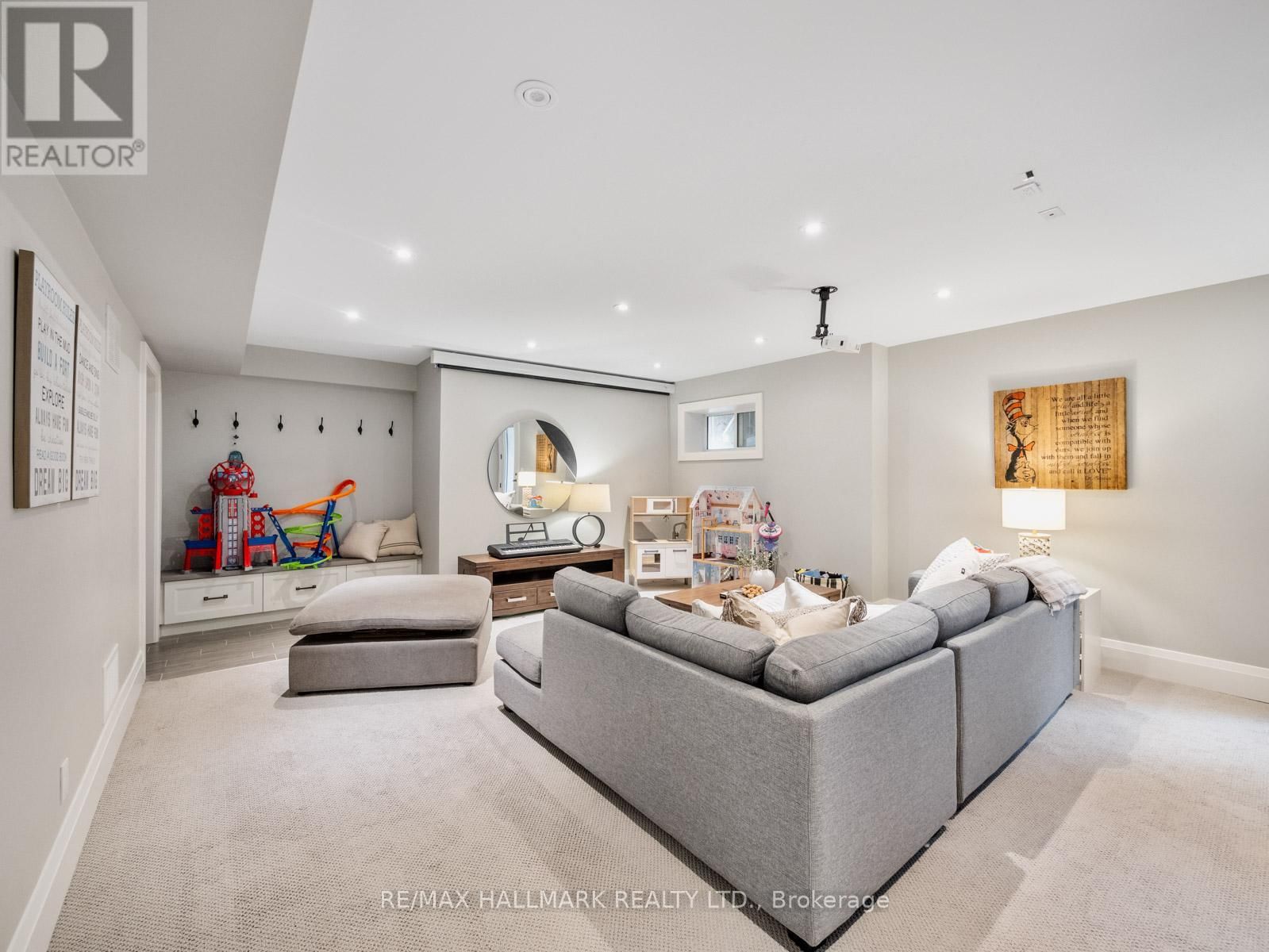 25 PARKLAND ROAD Image 41