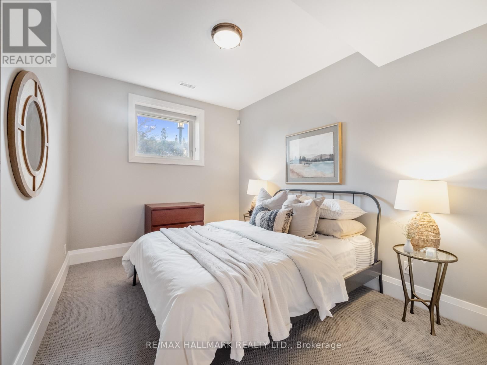 25 PARKLAND ROAD Image 44