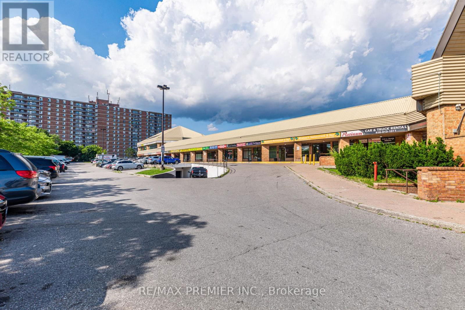 S101 - 880 ELLESMERE ROAD Image 3