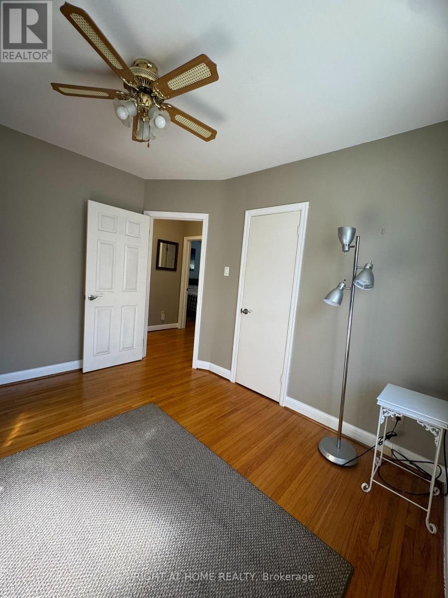 4 WARINGSTOWN DRIVE Image 16