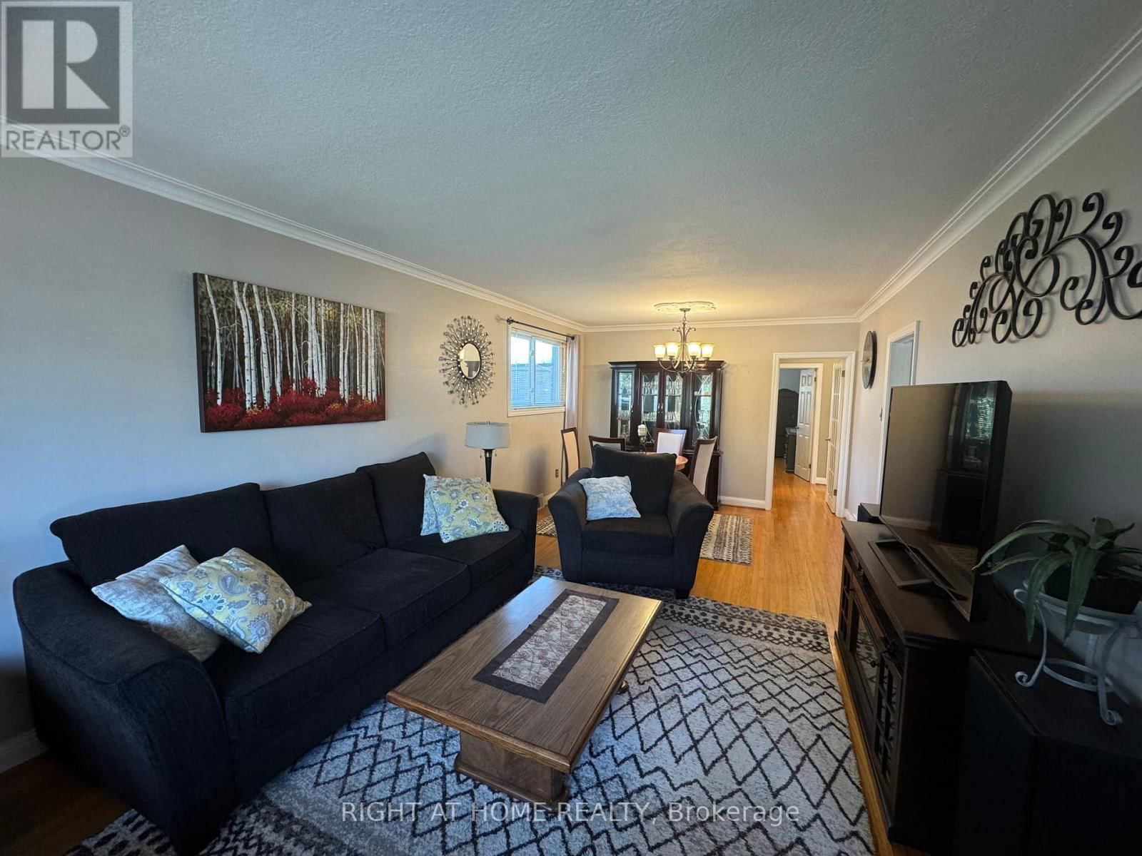 4 WARINGSTOWN DRIVE Image 6