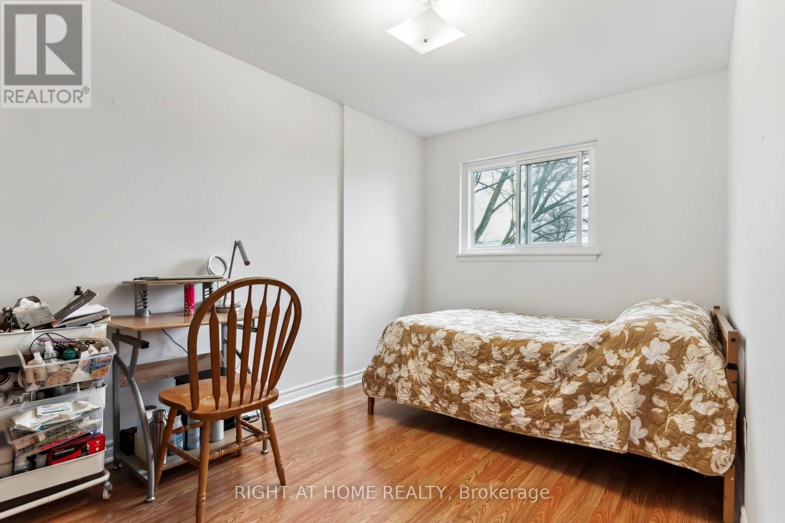 92 - 44 CHESTER LE BOULEVARD Image 23