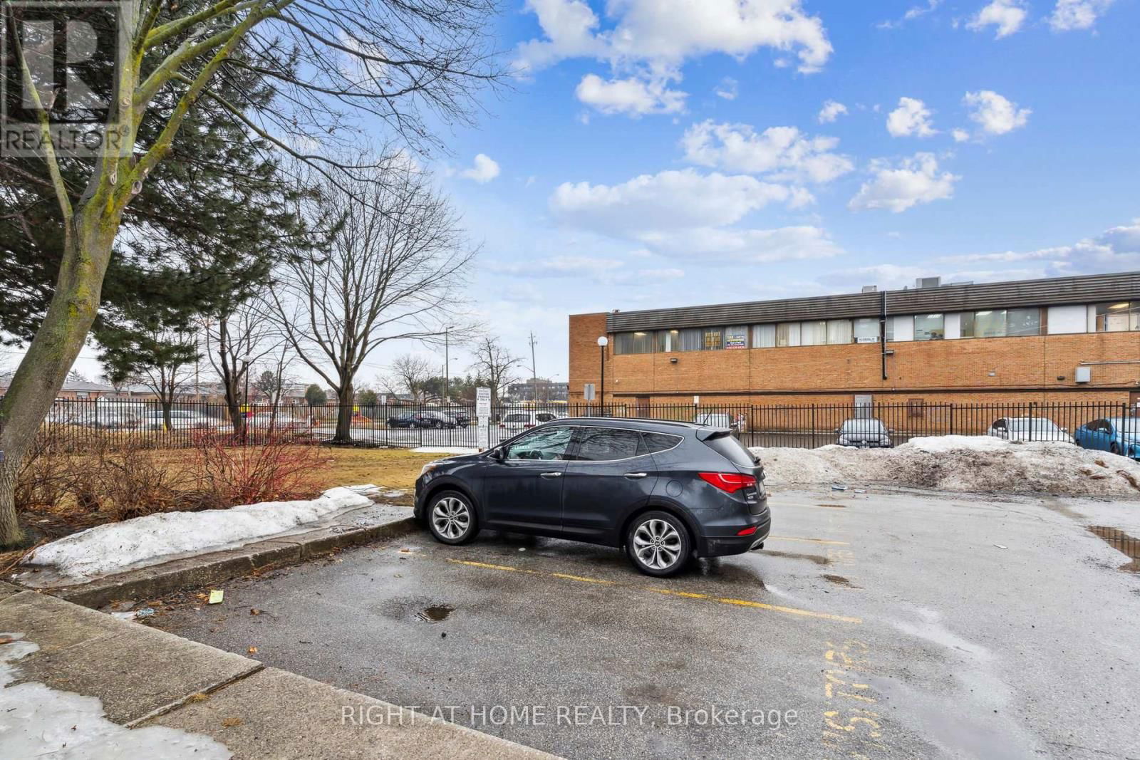 92 - 44 CHESTER LE BOULEVARD Image 34