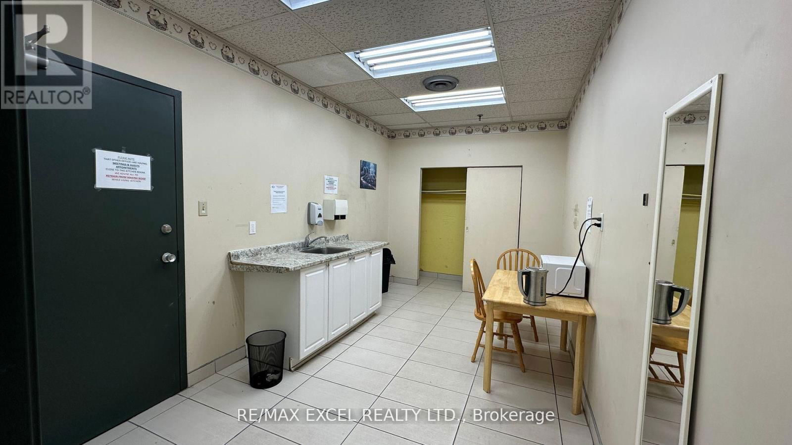 230G - 55 NUGGET AVENUE Image 2