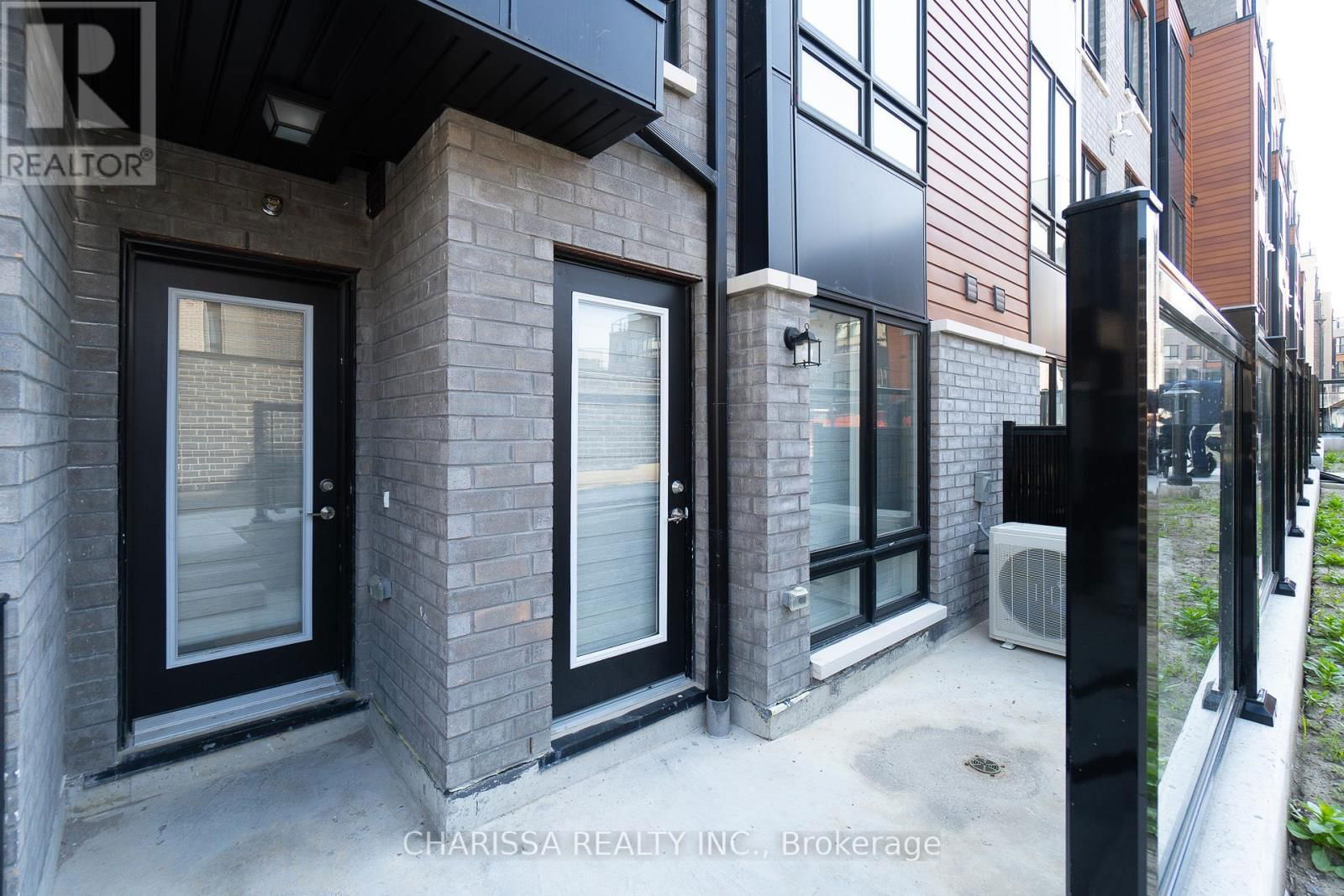 33 - 30 LIBEN WAY Image 1