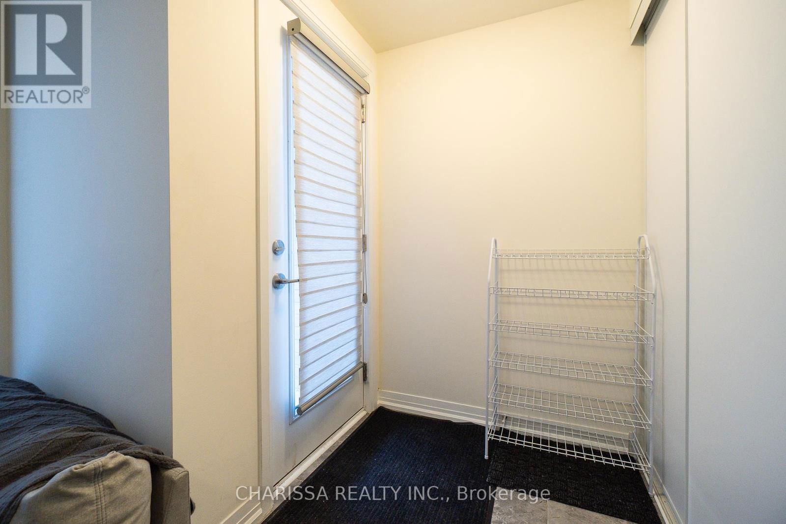 33 - 30 LIBEN WAY Image 3
