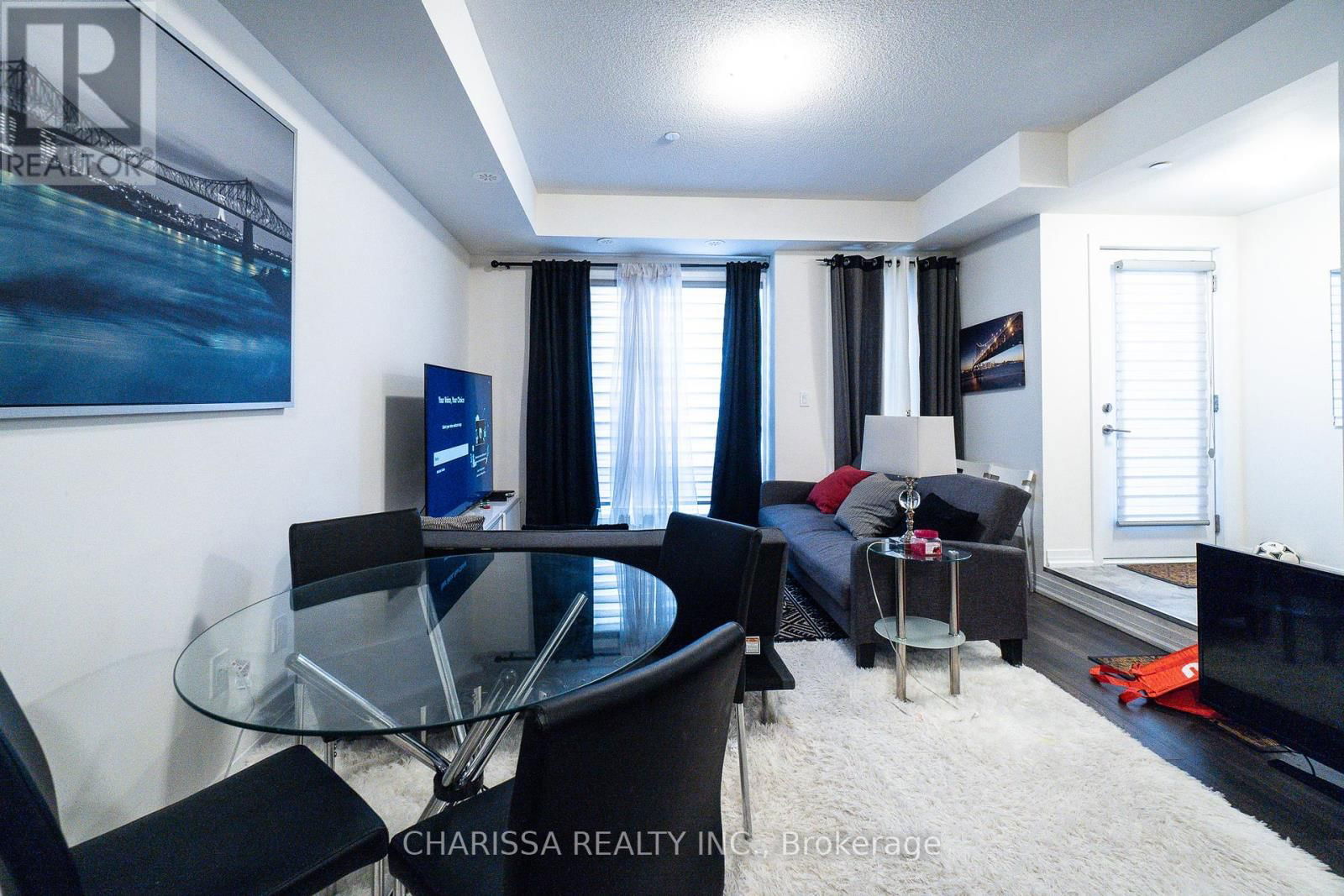 33 - 30 LIBEN WAY Image 35