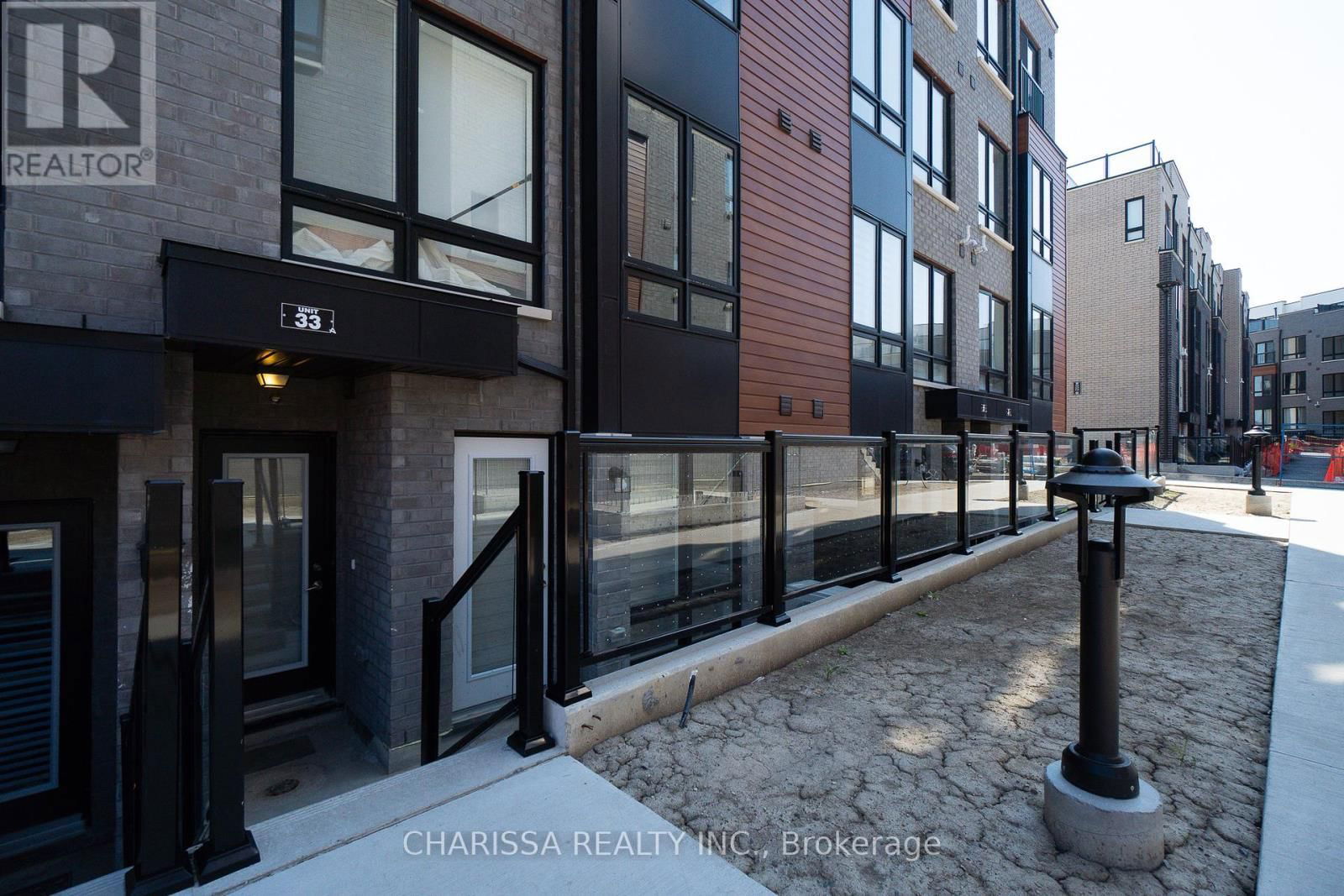 33 - 30 LIBEN WAY Image 5