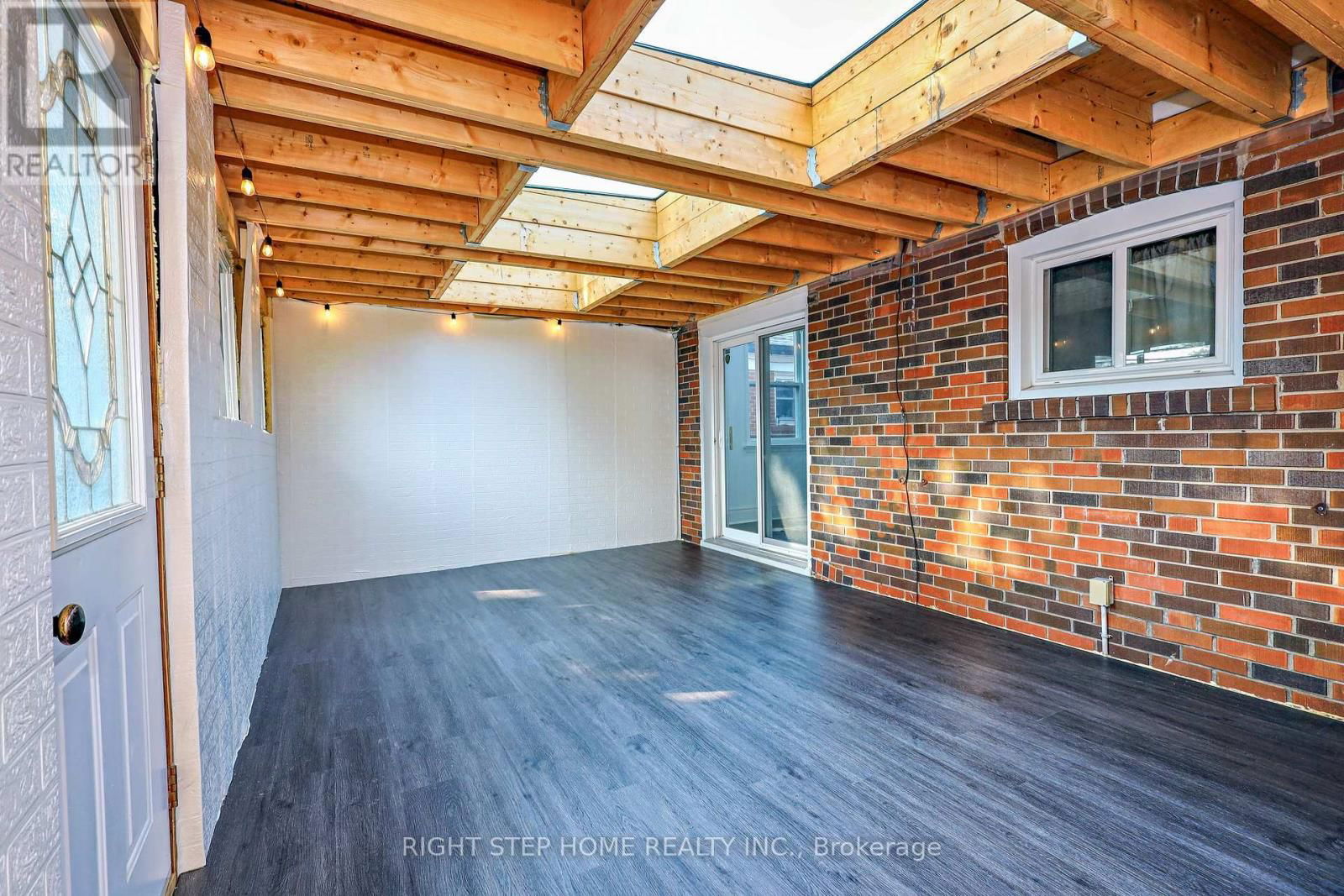137 BENLEIGH DRIVE Image 24