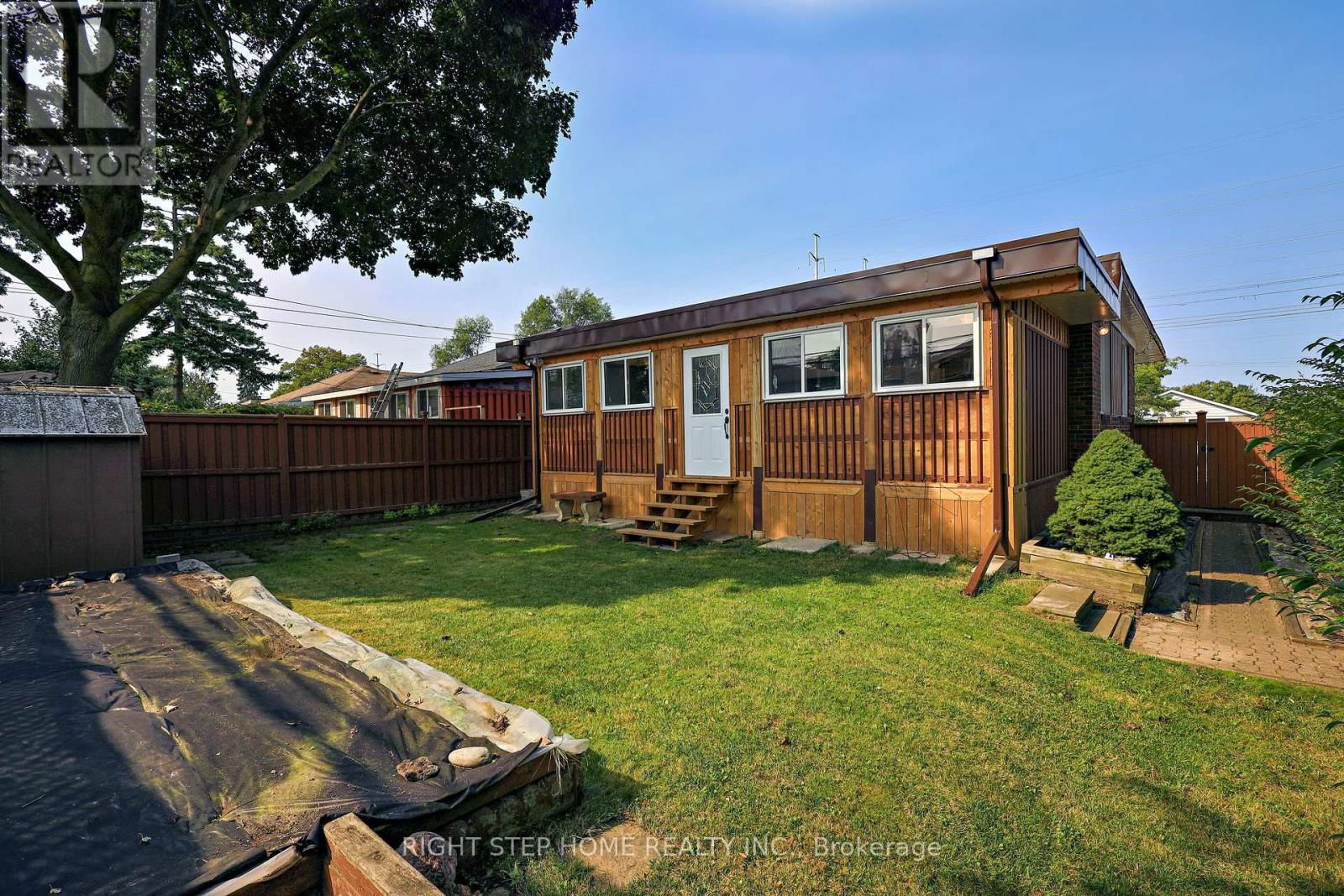 137 BENLEIGH DRIVE Image 40