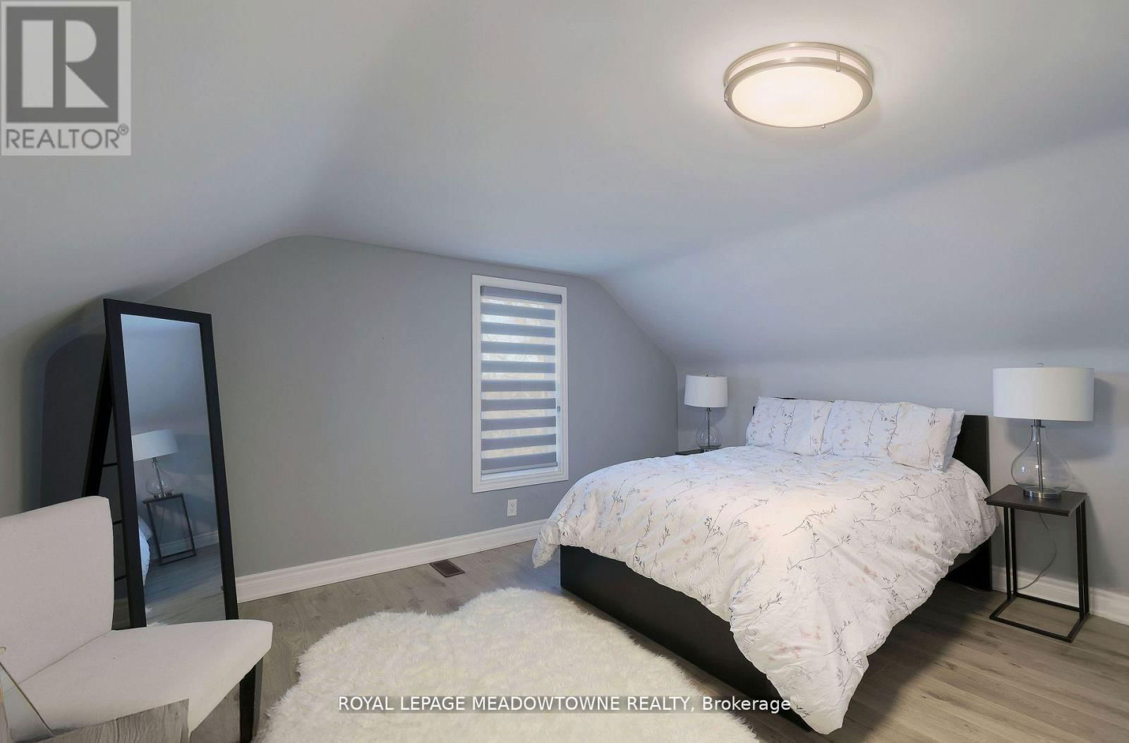260 ATHOL STREET EAST Image 20