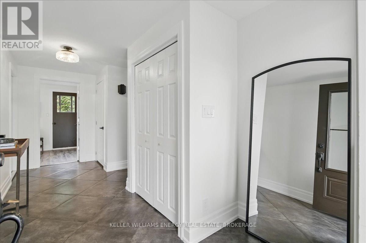 285 CENTRAL PARK BOULEVARD NORTH Image 6