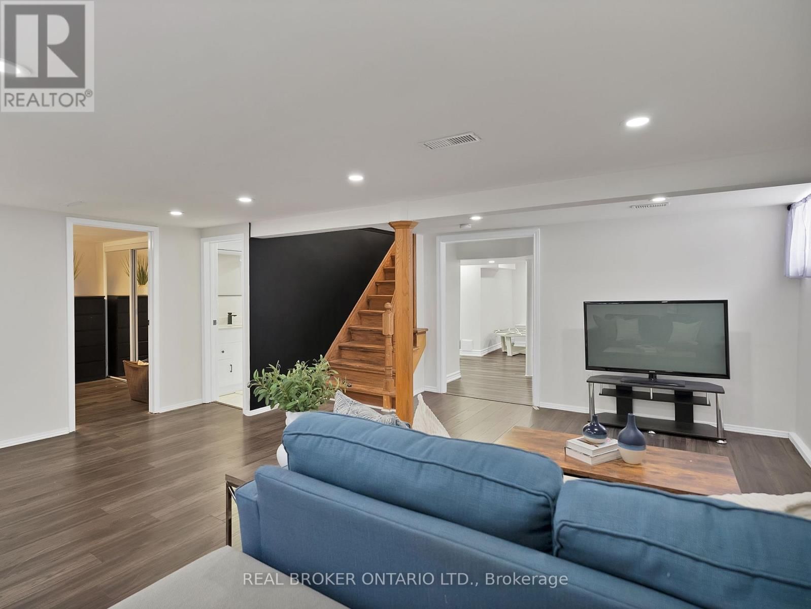 1005 WALTON BOULEVARD Image 30