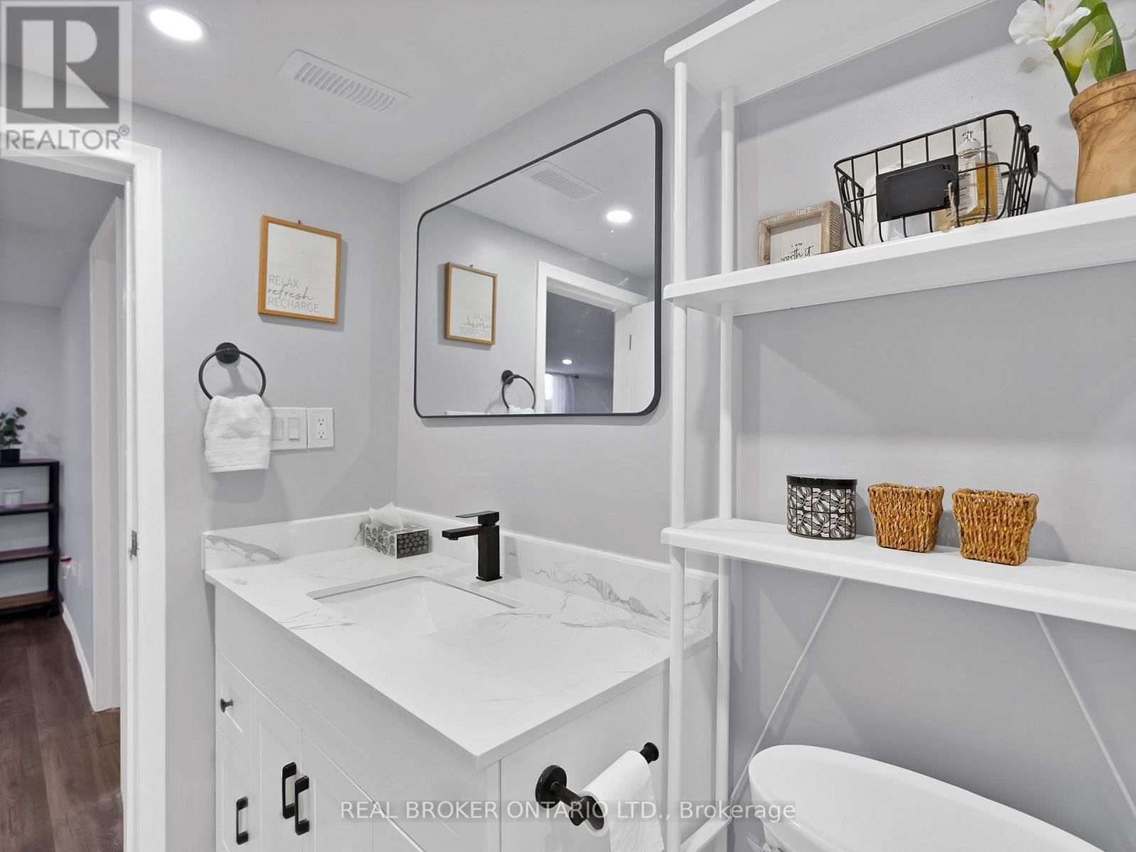1005 WALTON BOULEVARD Image 31