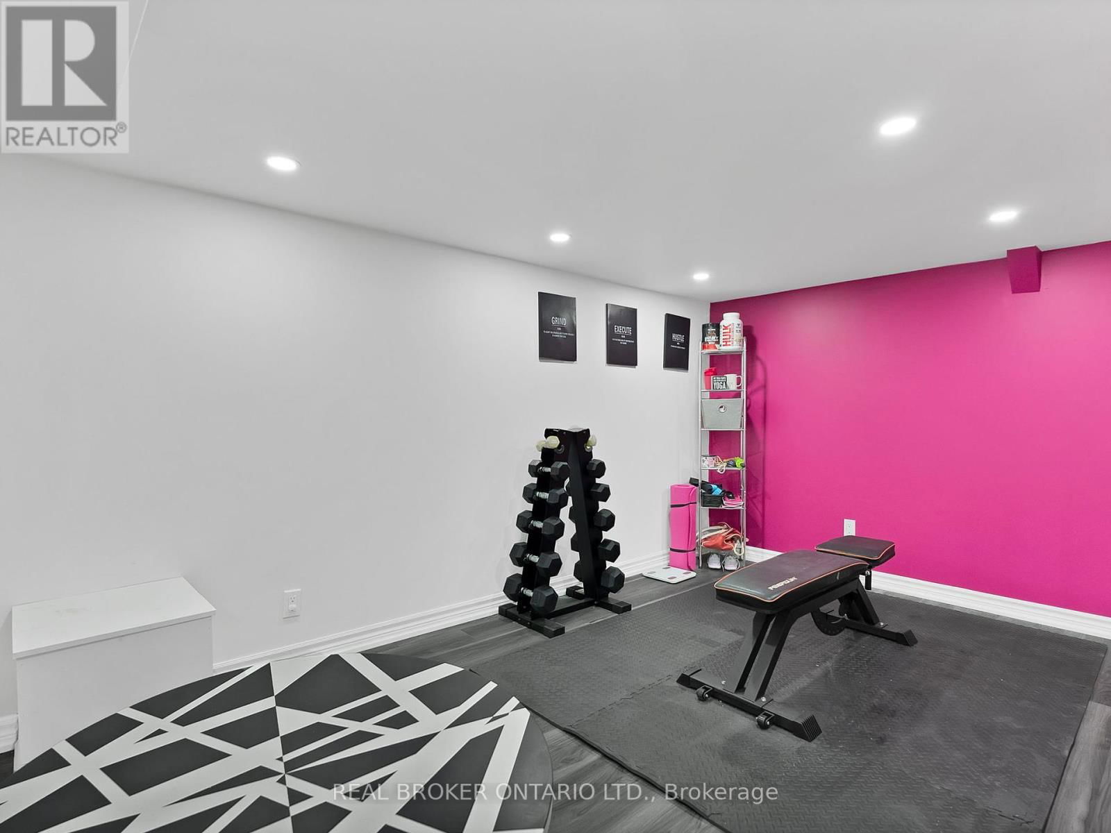 1005 WALTON BOULEVARD Image 33