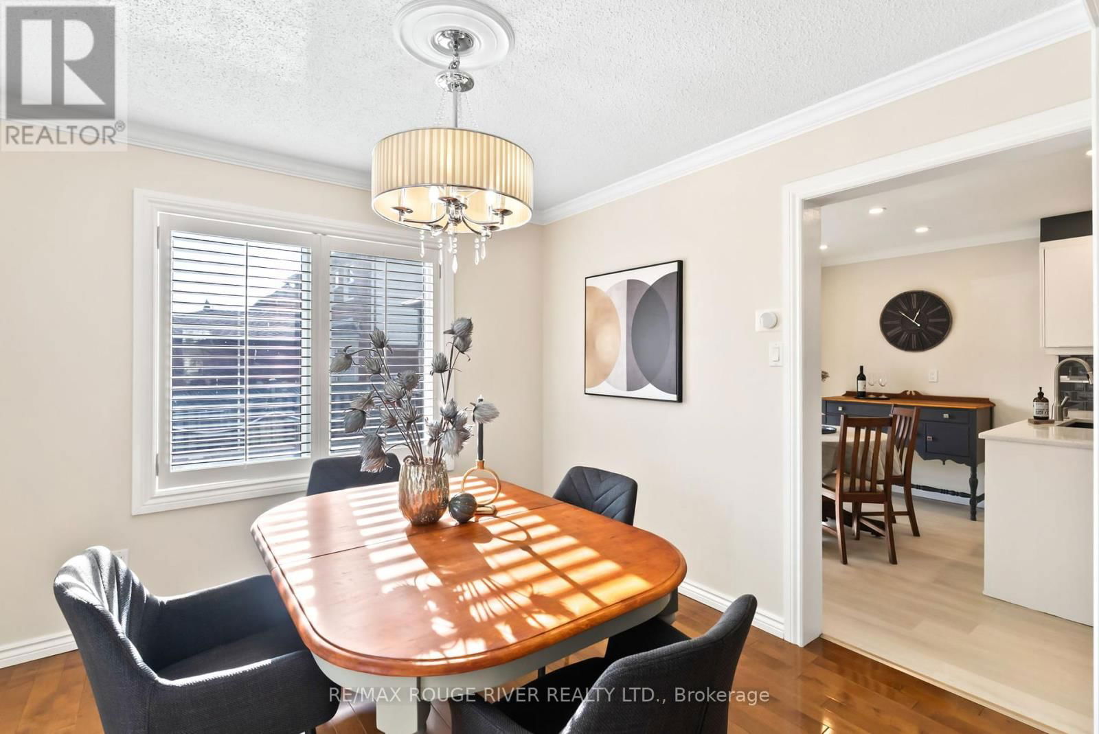 32 FENCEROW DRIVE Image 11