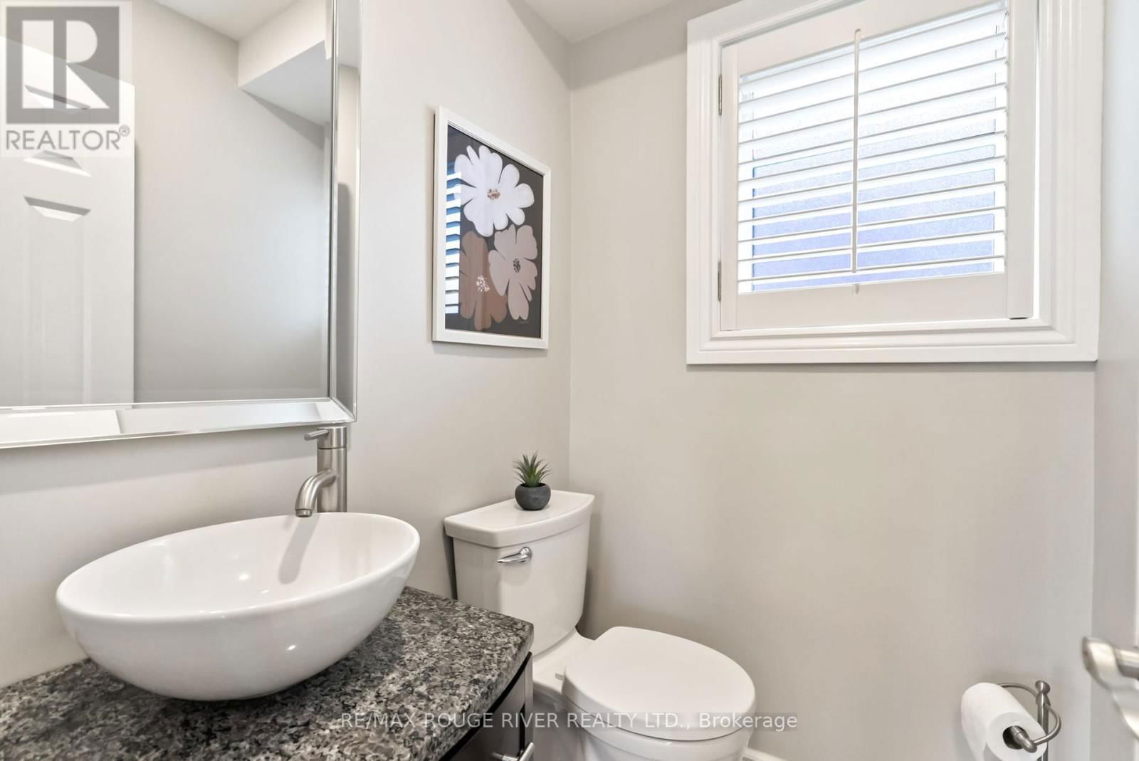 32 FENCEROW DRIVE Image 18