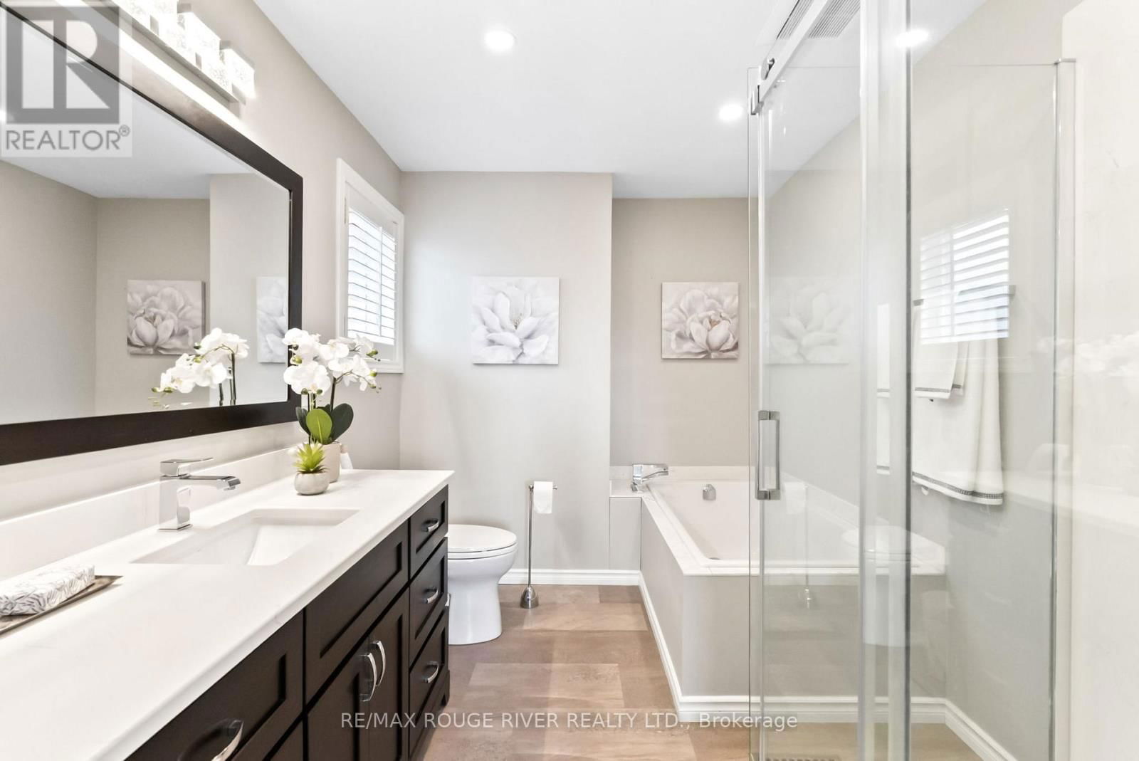 32 FENCEROW DRIVE Image 32