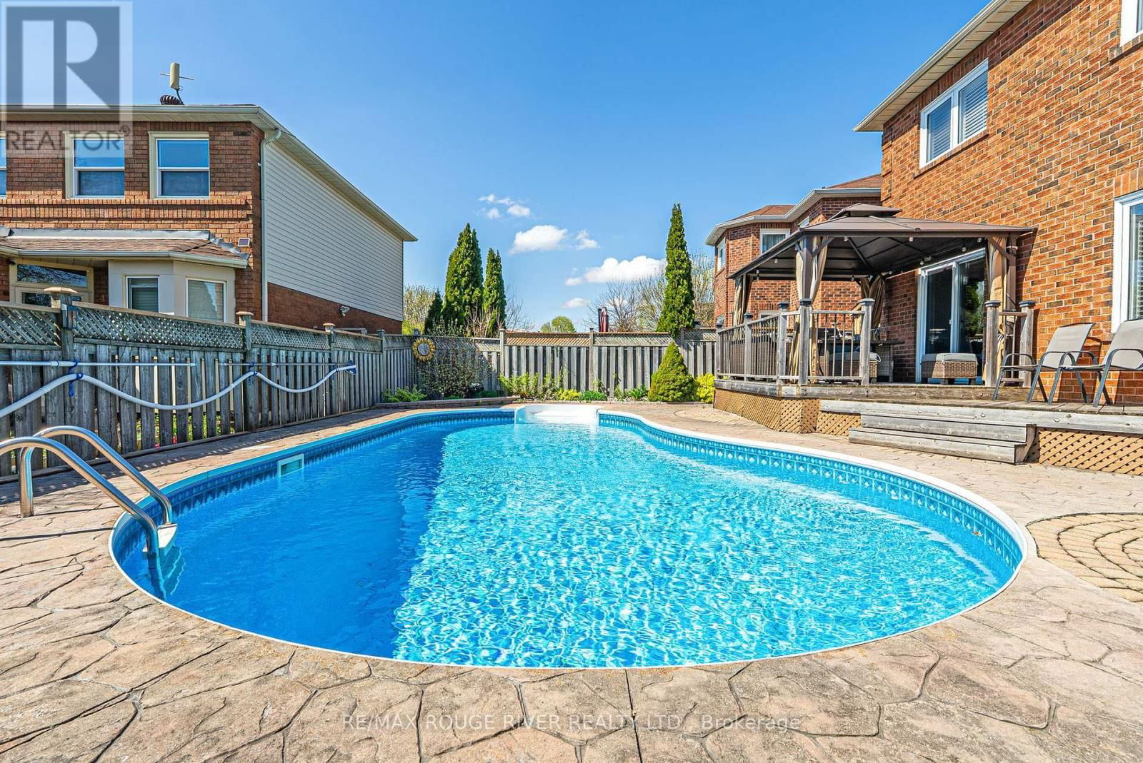 32 FENCEROW DRIVE Image 40