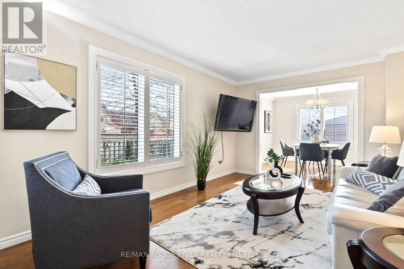 32 FENCEROW DRIVE Image 7