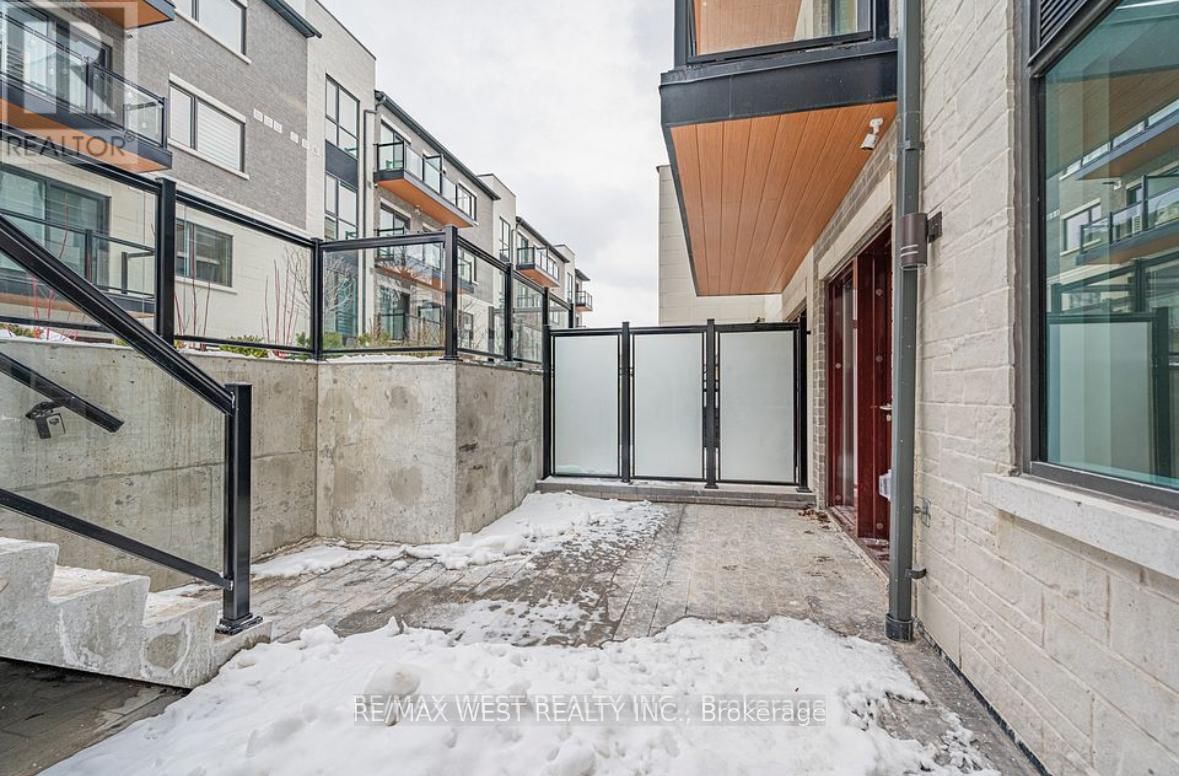A107 - 3453 VICTORIA PARK AVENUE Image 8