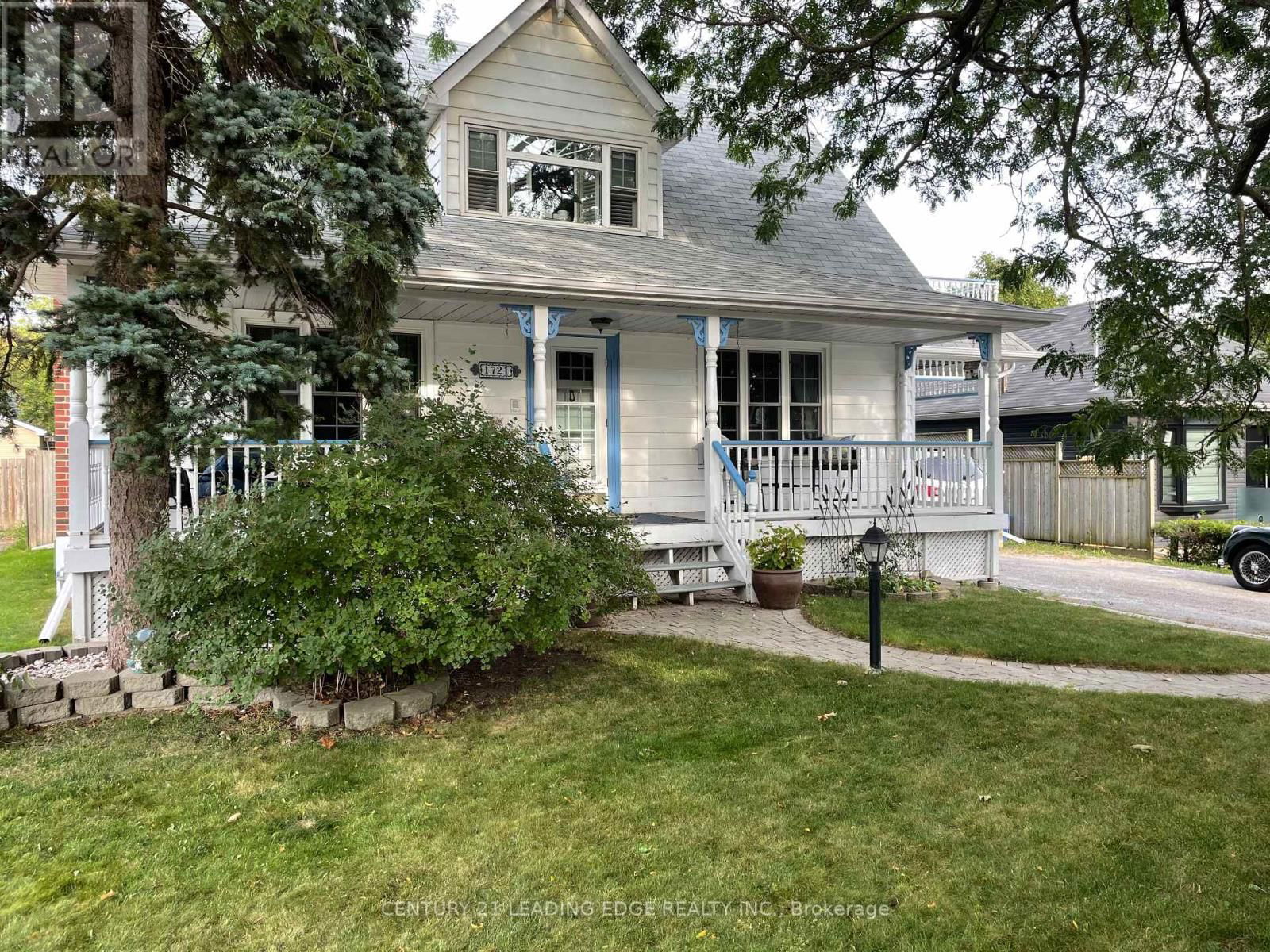 1721 BROCK STREET SOUTH Image 4