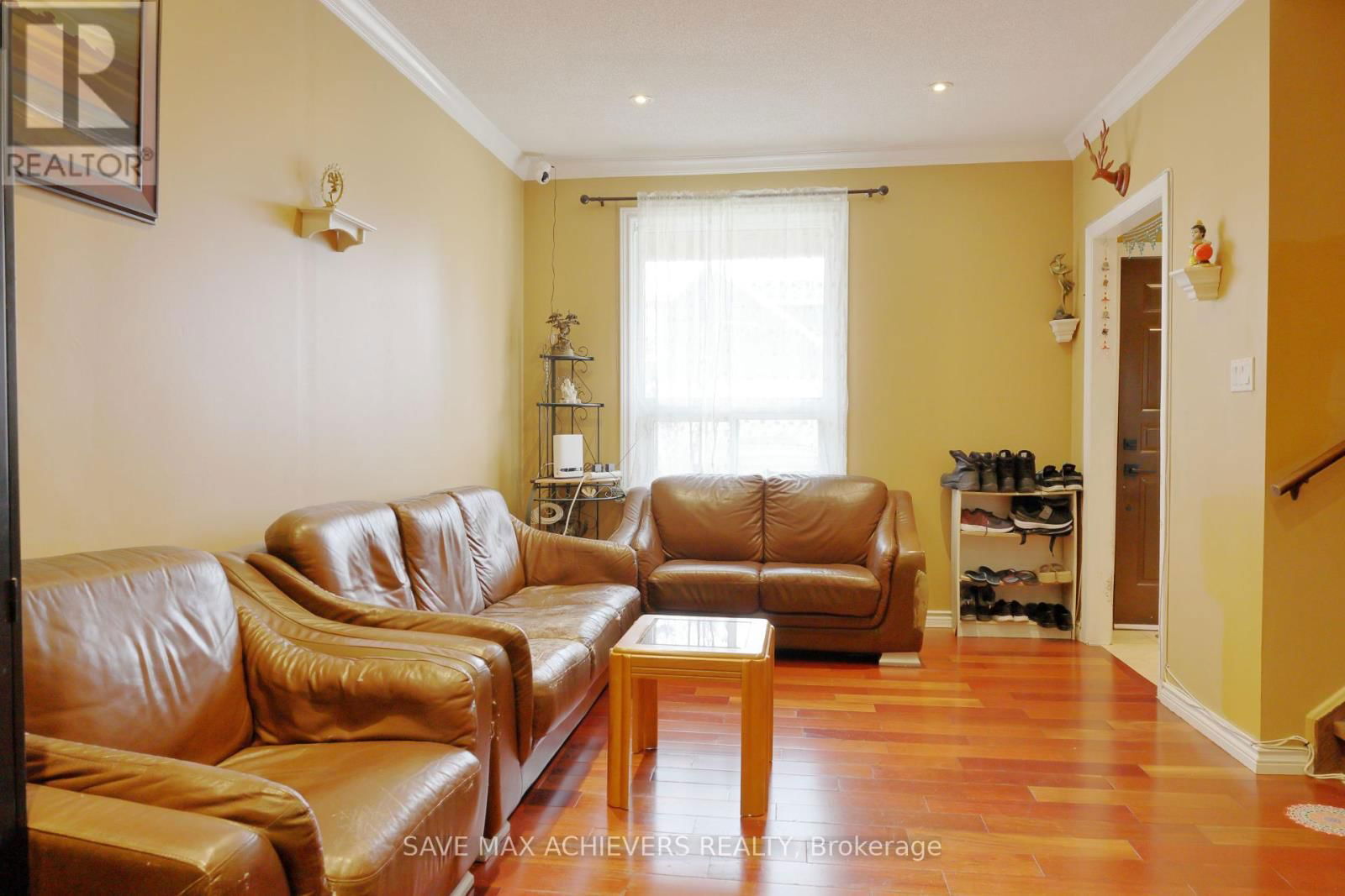 1820 DUNDAS STREET EAST Image 6