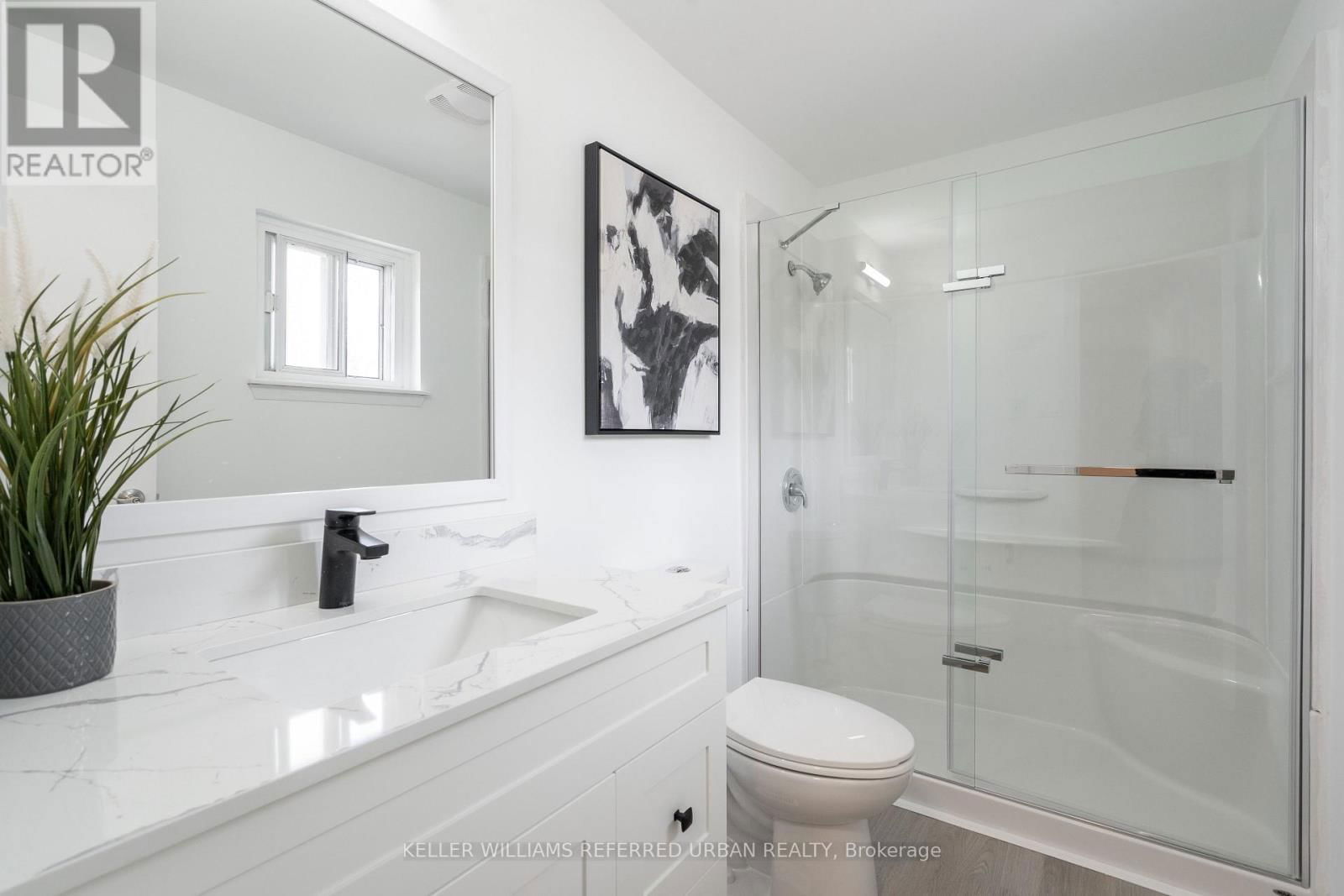 71 GORSEY SQUARE Image 19