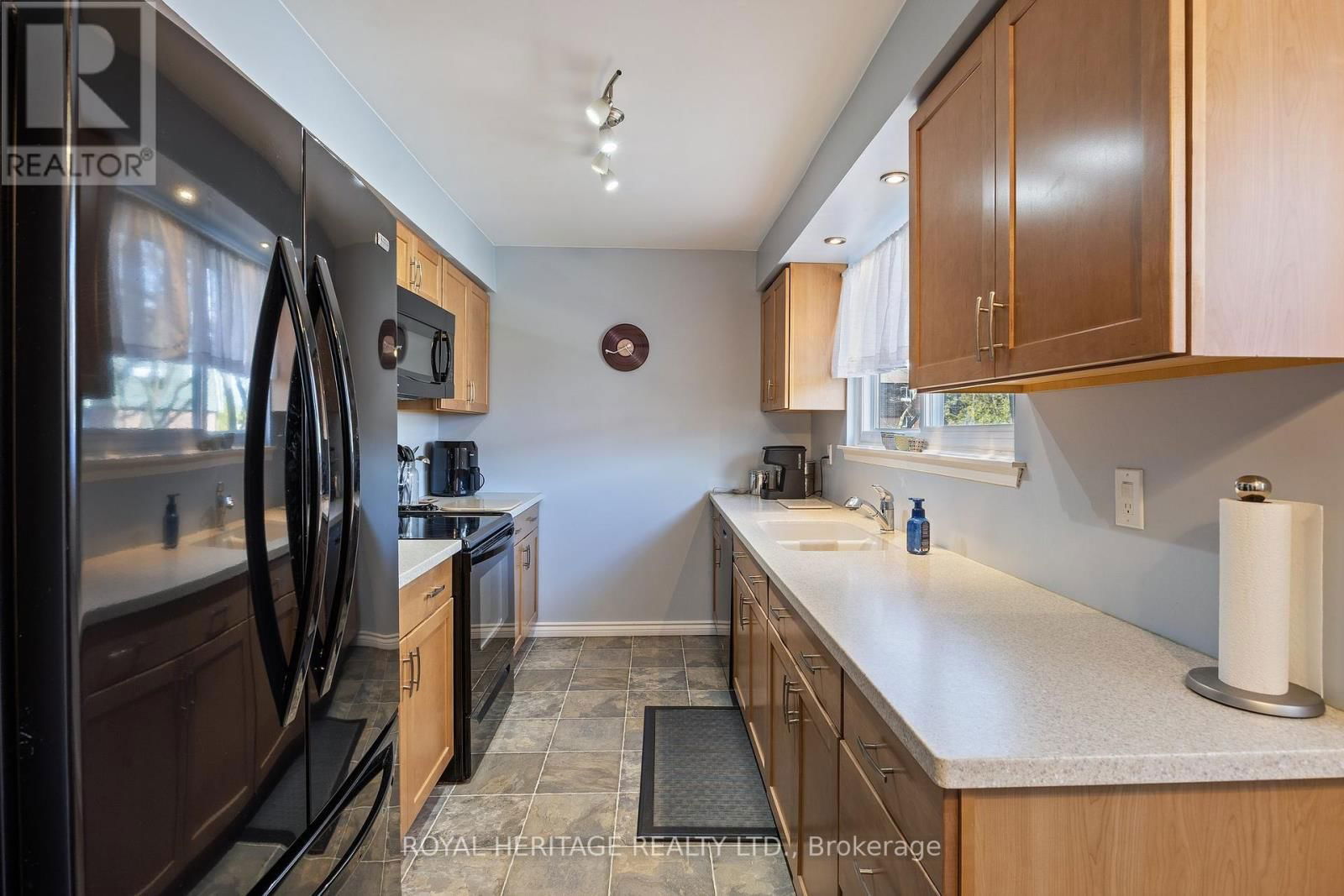 44 - 1310 FIELDLIGHT BOULEVARD Image 14