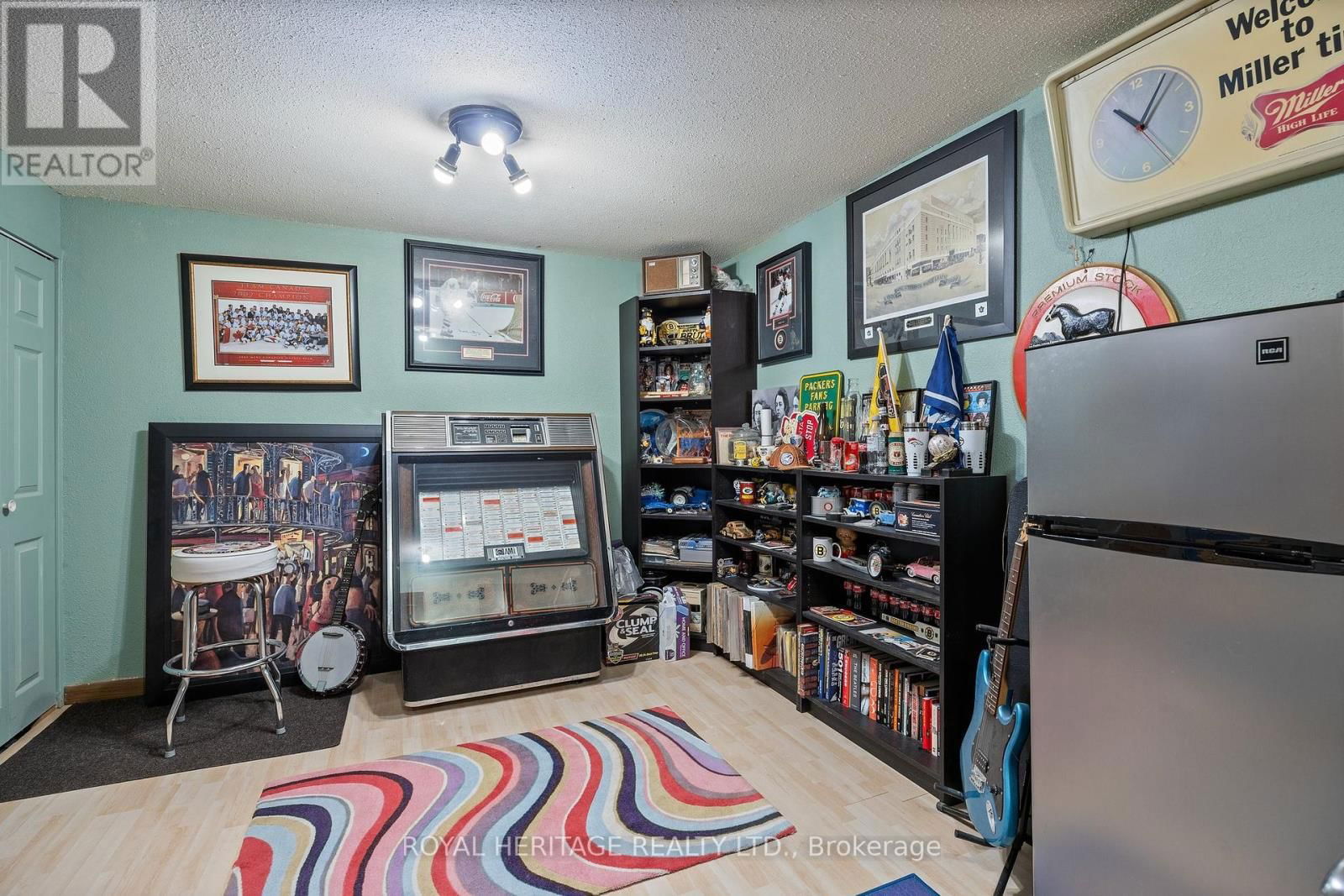 44 - 1310 FIELDLIGHT BOULEVARD Image 25