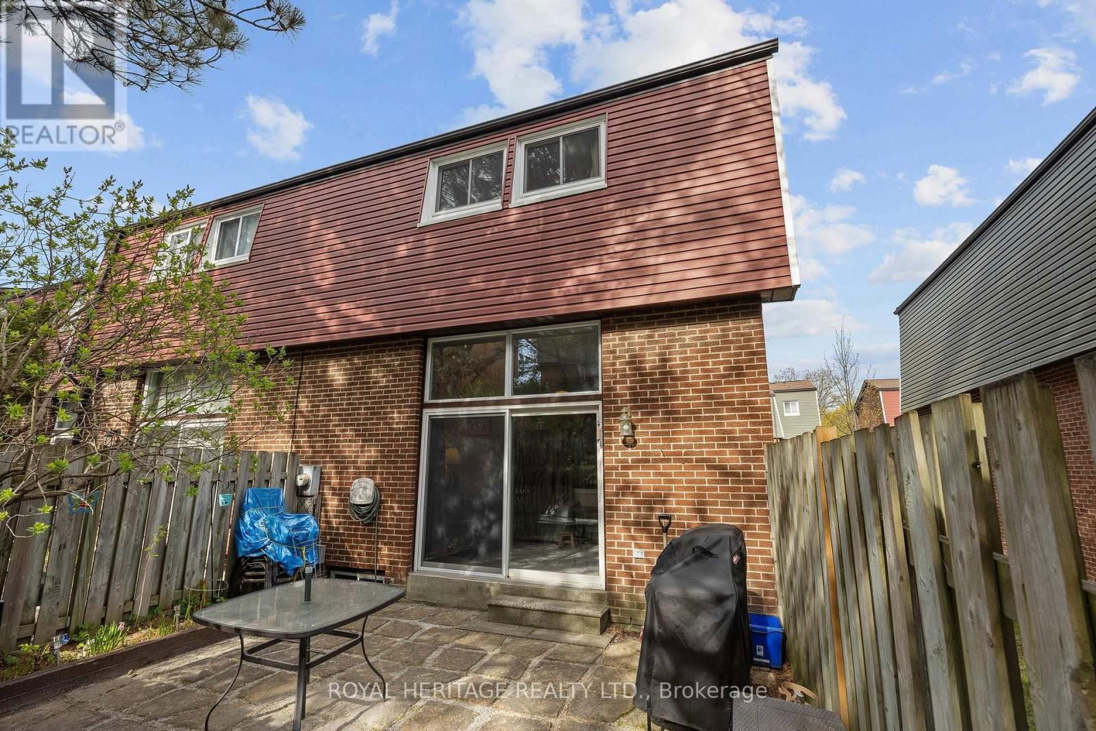 44 - 1310 FIELDLIGHT BOULEVARD Image 29