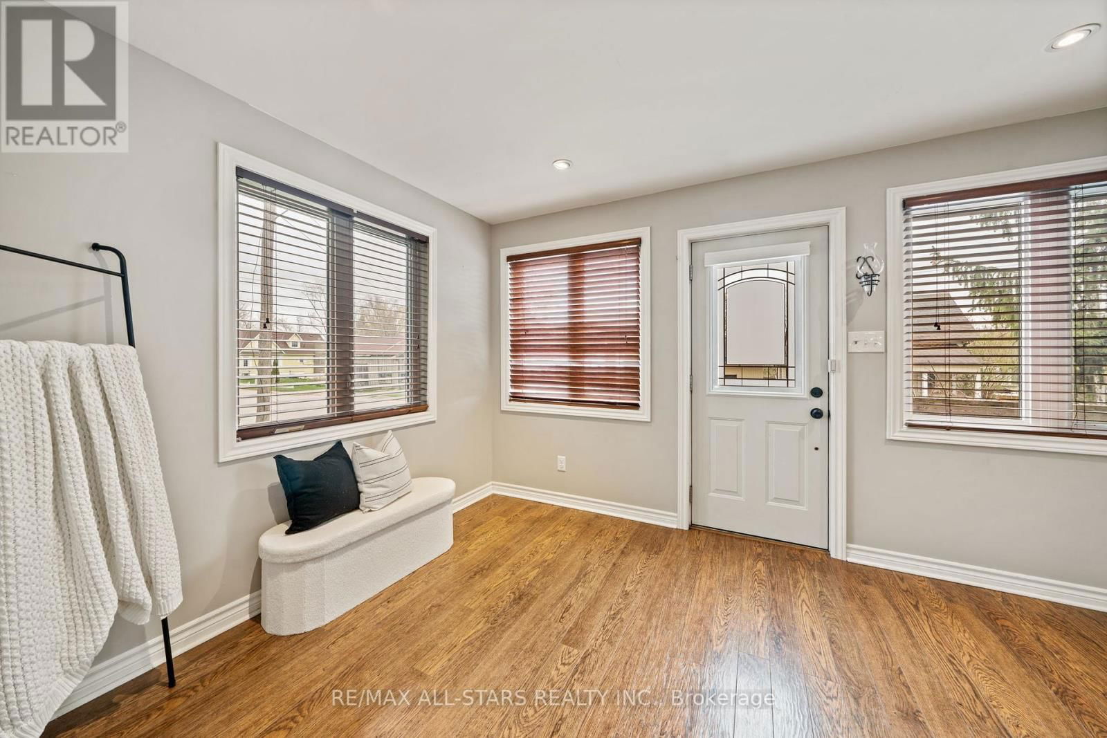 2 HENRIETTA STREET Image 13