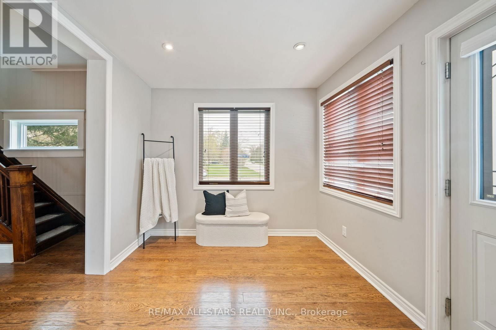 2 HENRIETTA STREET Image 16