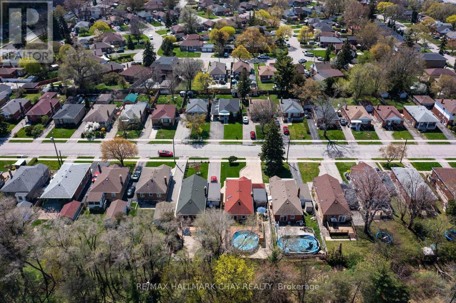 239 ELLINGTON DRIVE Image 31