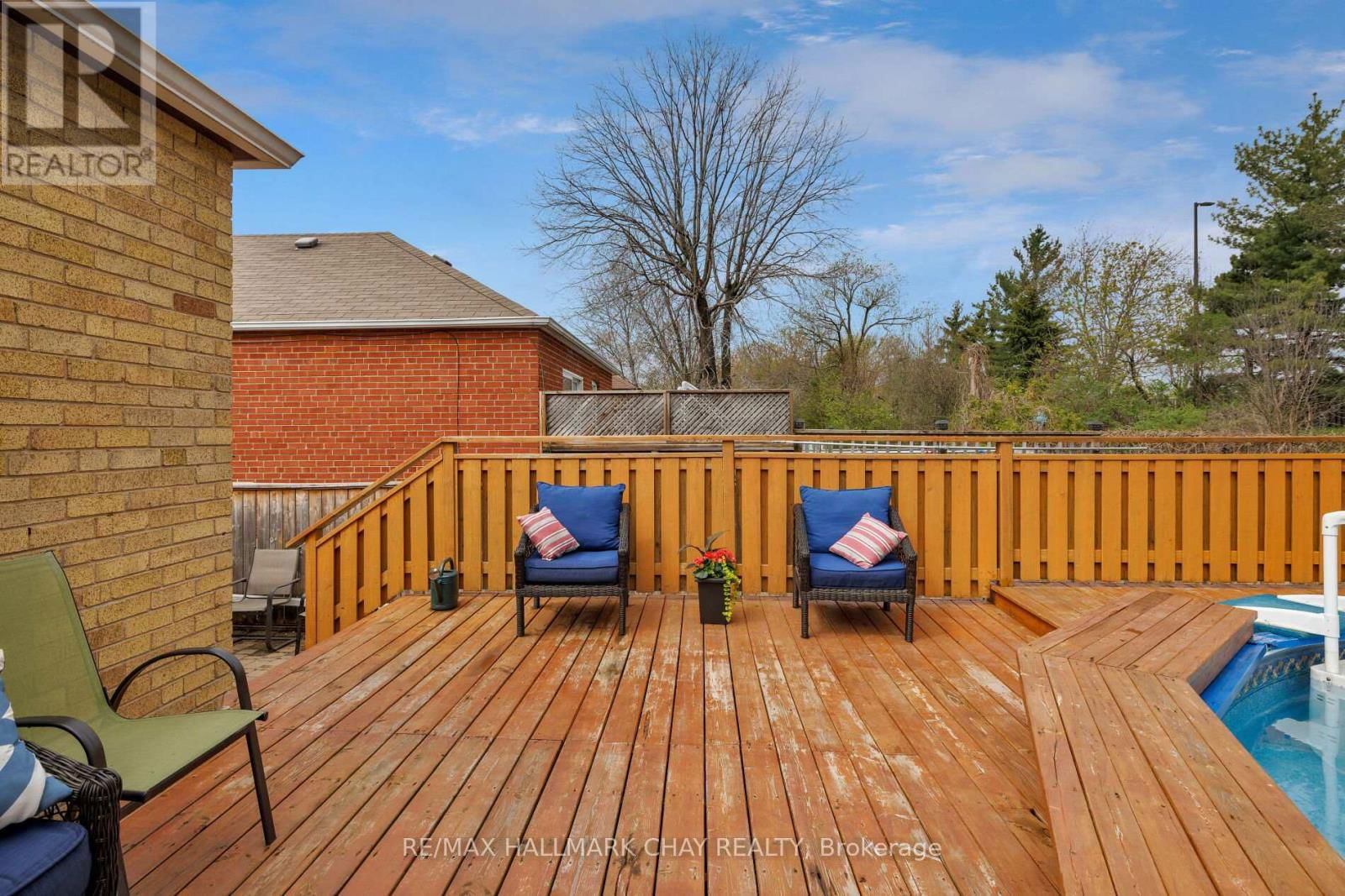 239 ELLINGTON DRIVE Image 35