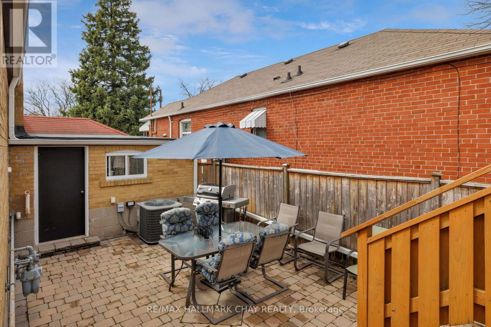 239 ELLINGTON DRIVE Image 36