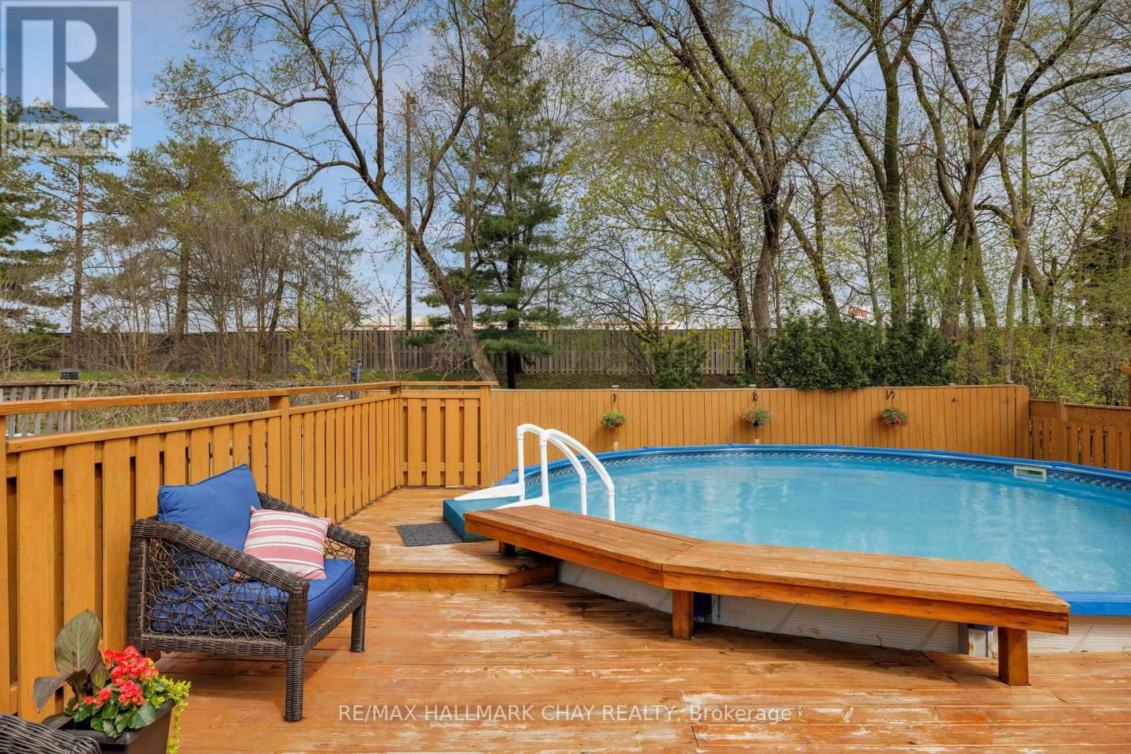 239 ELLINGTON DRIVE Image 37