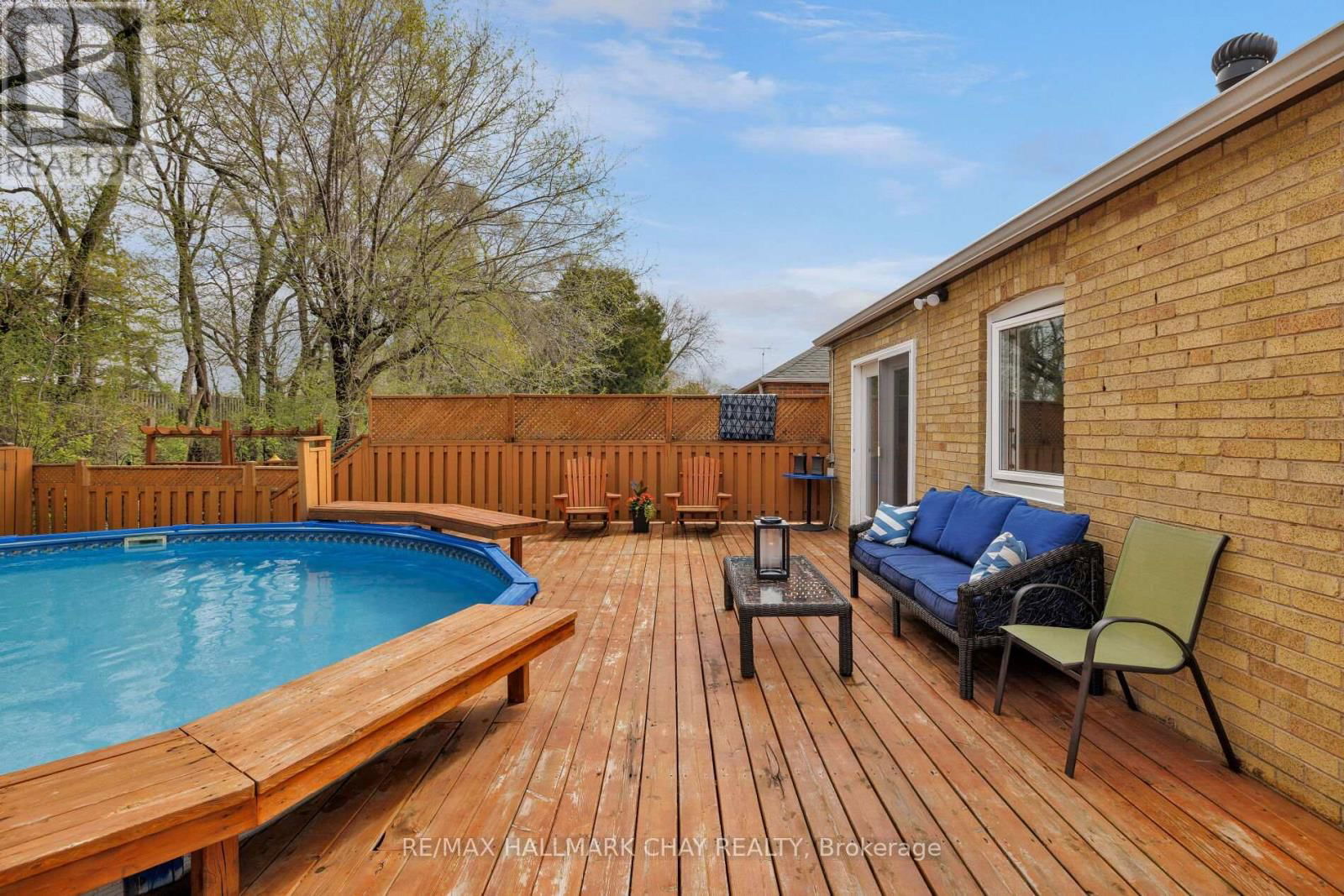 239 ELLINGTON DRIVE Image 39