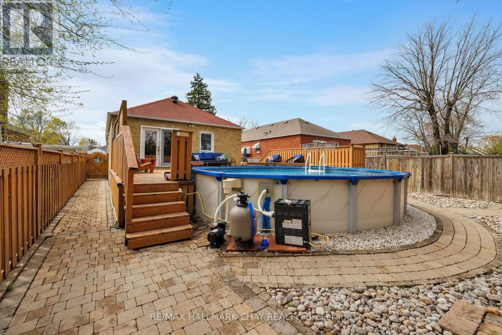 239 ELLINGTON DRIVE Image 40