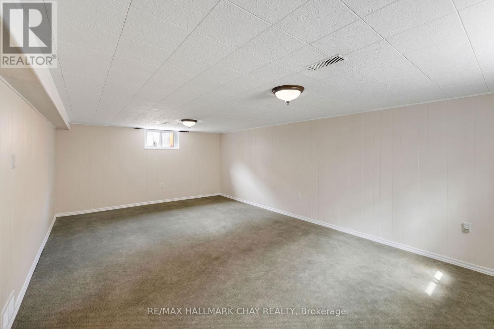 239 ELLINGTON DRIVE Image 47