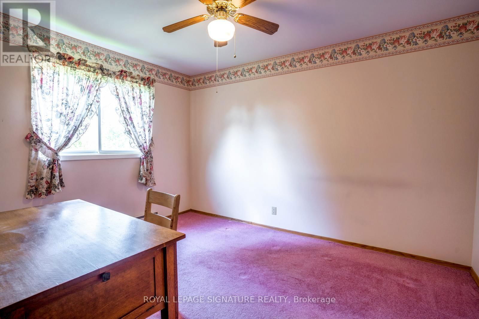 22 DALBRET CRESCENT Image 27