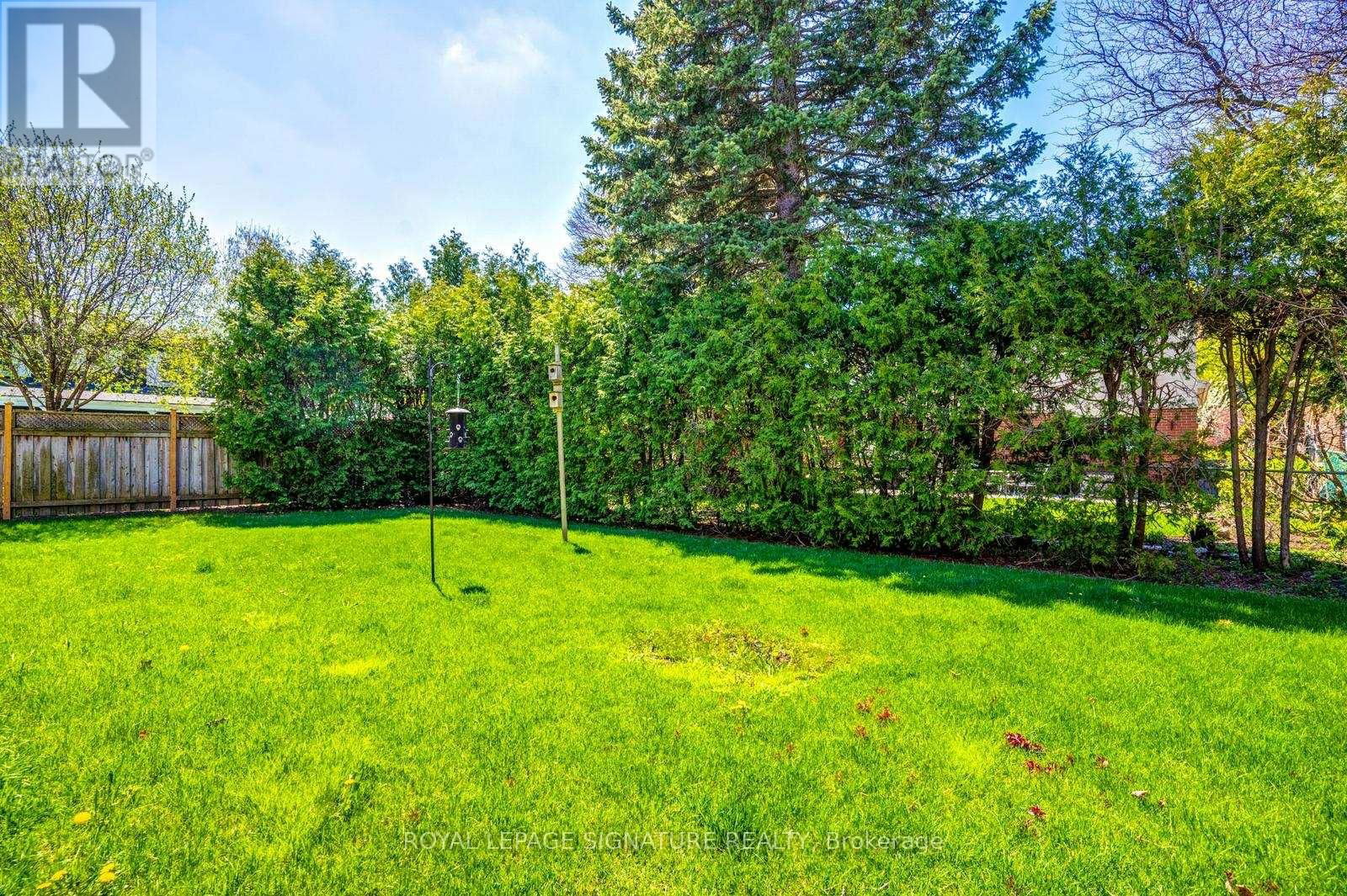 22 DALBRET CRESCENT Image 43