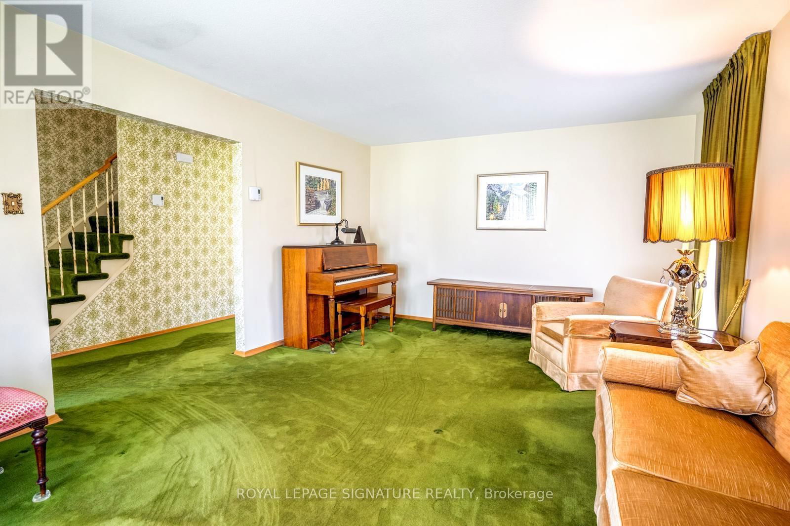 22 DALBRET CRESCENT Image 6